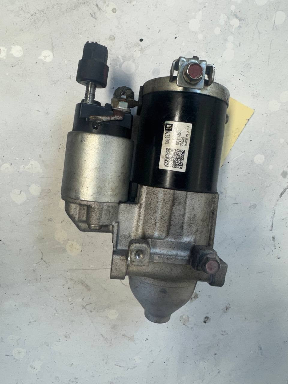 2021-2024 Isuzu NPR Starter Motor Assembly 183117860 OEM Used