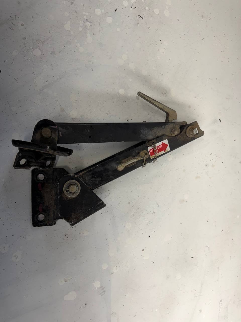Hino 155 / 195 Door Holder System OEM Used