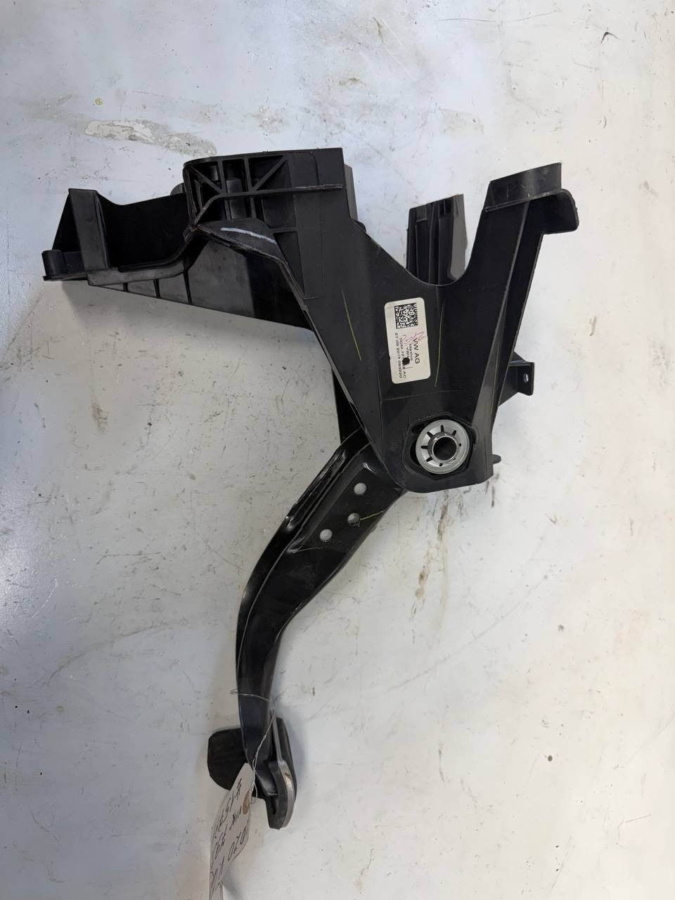 2020 VW Golf Alltrack Brake Pedal Assembly OEM Used