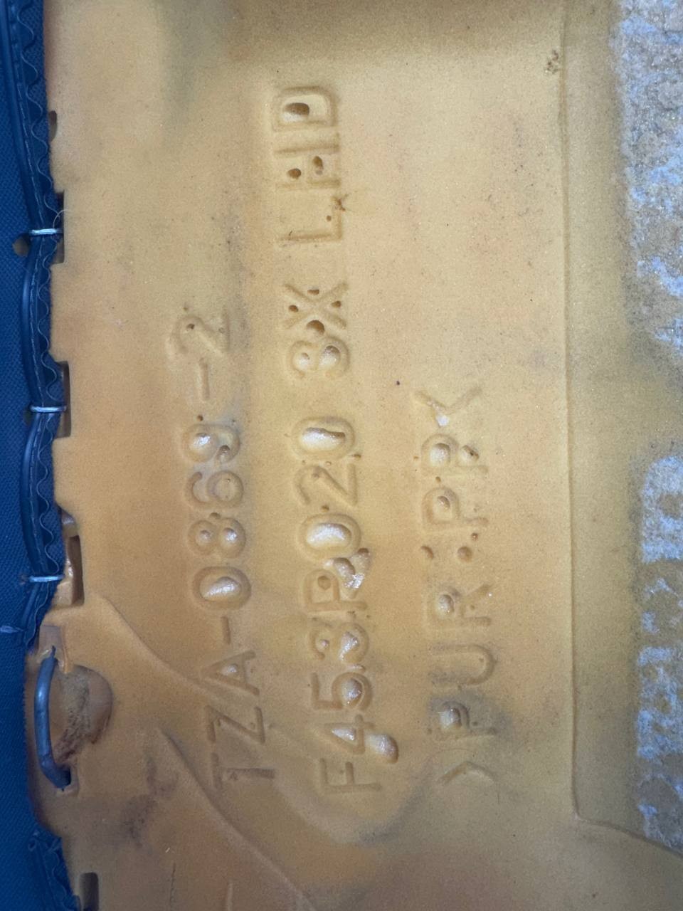 Isuzu NPR Passenger Lower Seat Cushion Bottom Assembly OEM Used