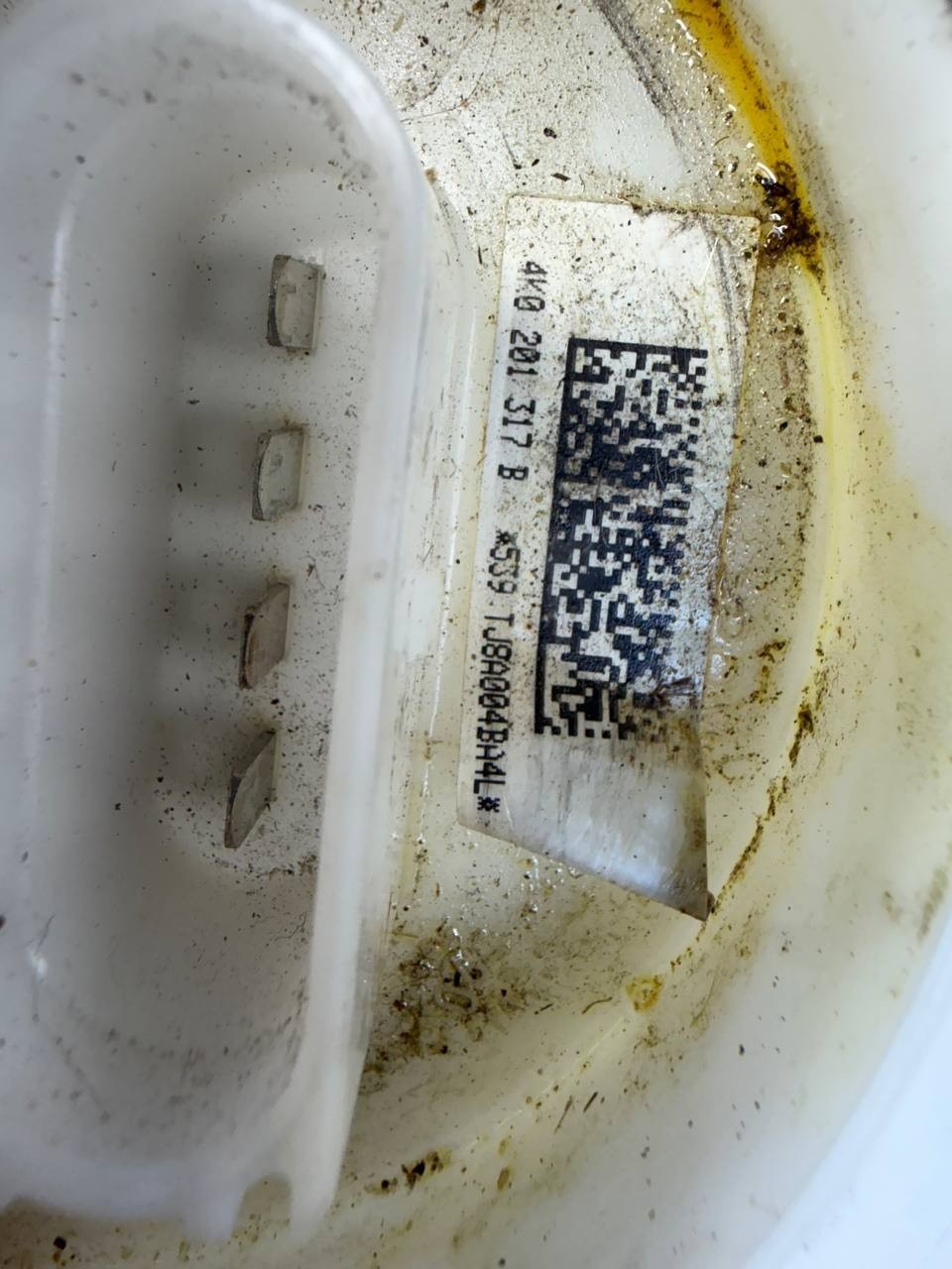 2021 Audi A6 Fuel Pump 4K0201317B OEM