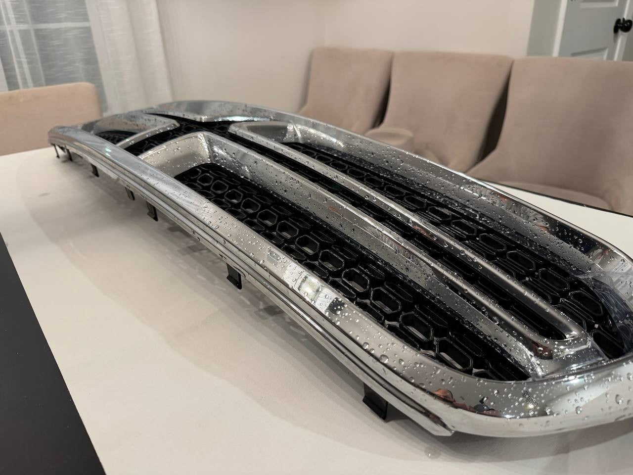 Dodge Durango 2013-2018 Front Grille Grill Assembly OEM Used