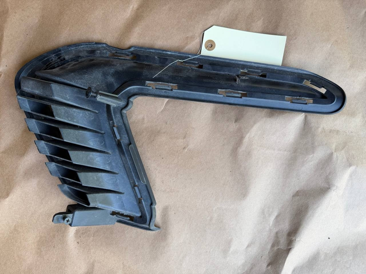 2017 Hyundai Elantra Front Bumper Blank Cover Right RH 86564-F2000 OEM Used