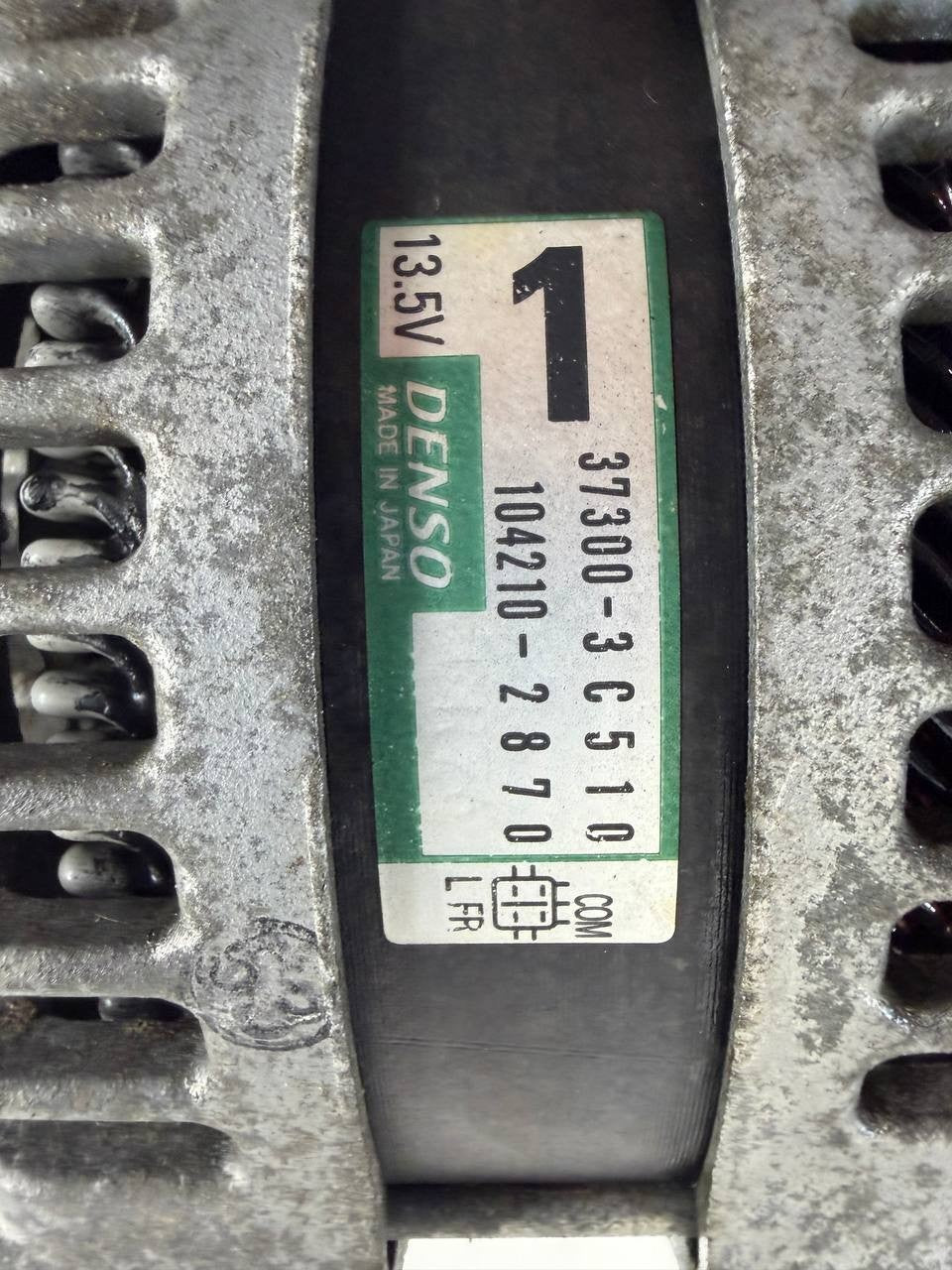 2016 Kia Sedona Alternator Generator 373003C510 OEM Used