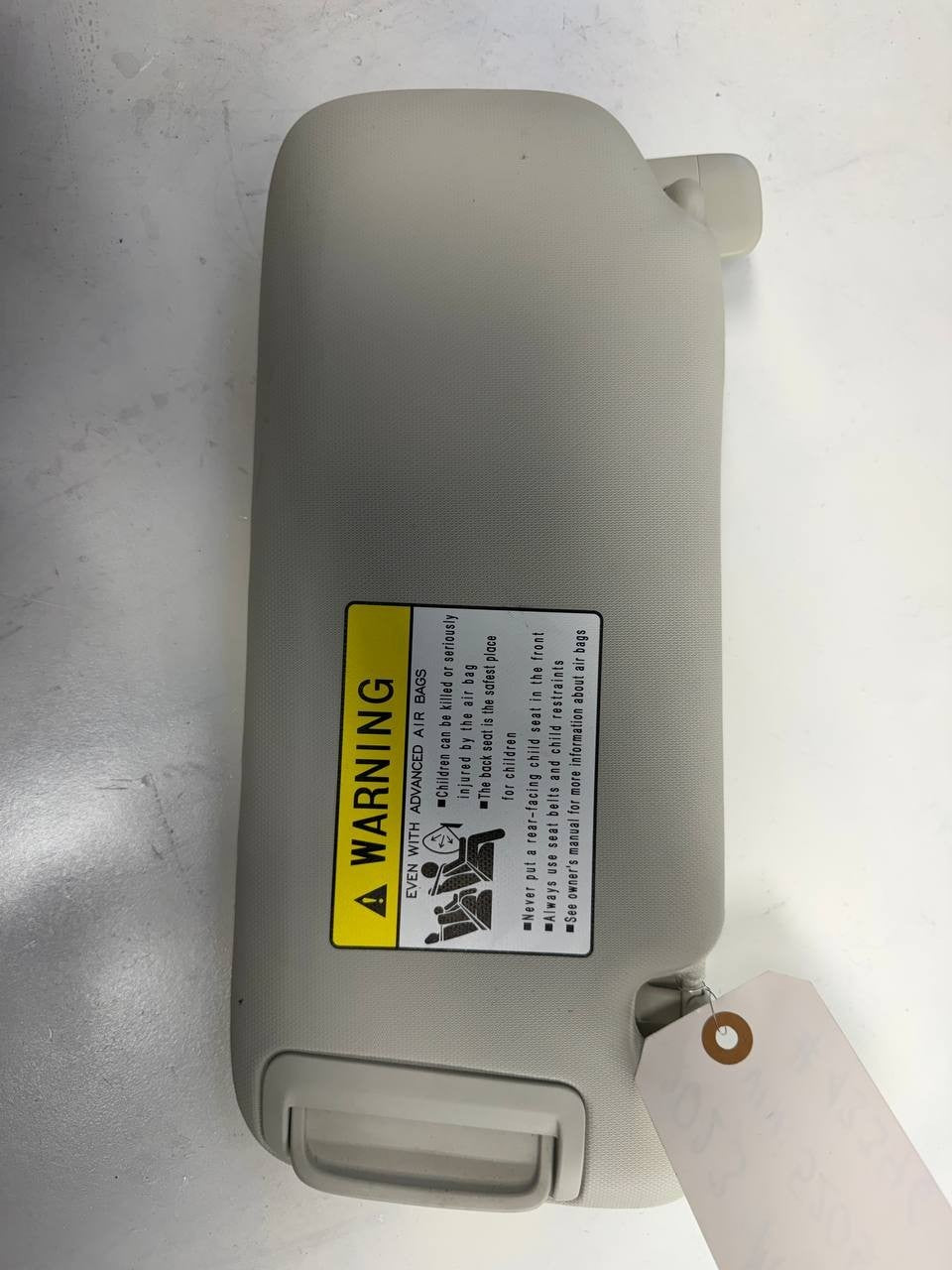 2023 Mazda cx-30 Passenger Right Sun Visor RH OEM Used