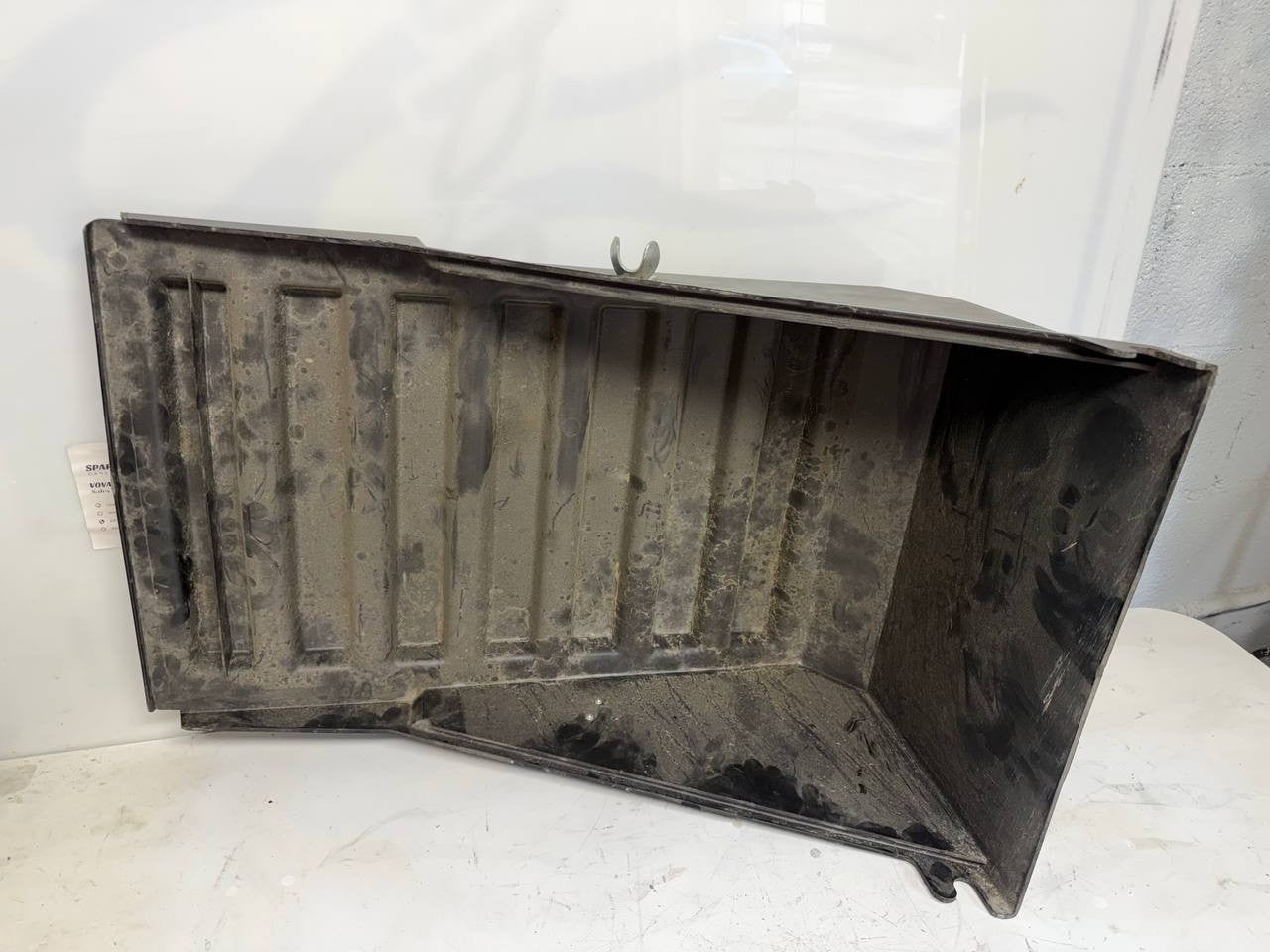International Navistar battery box cover step 3535374C1 OEM Used