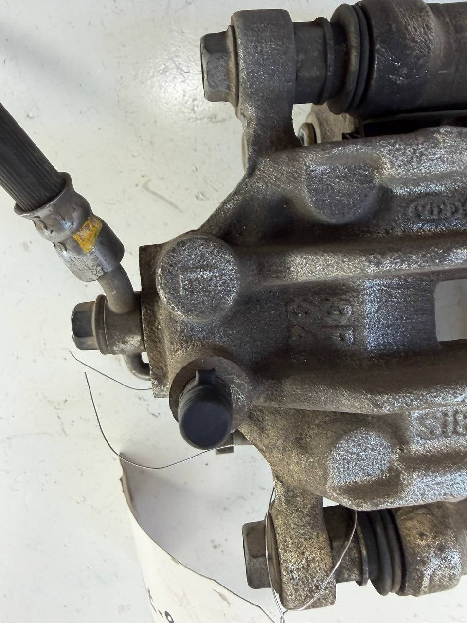 2010 - 2021 Kia Sportage Front Left Brake Caliper OEM Used