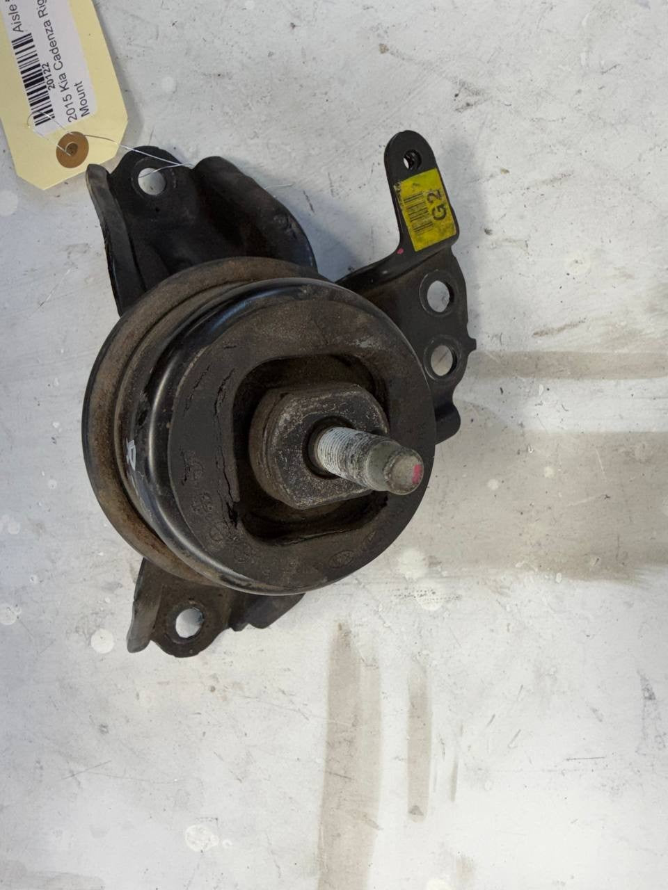 2015 Kia Cadenza Right Engine Mount Motor Mount LH OEM Used