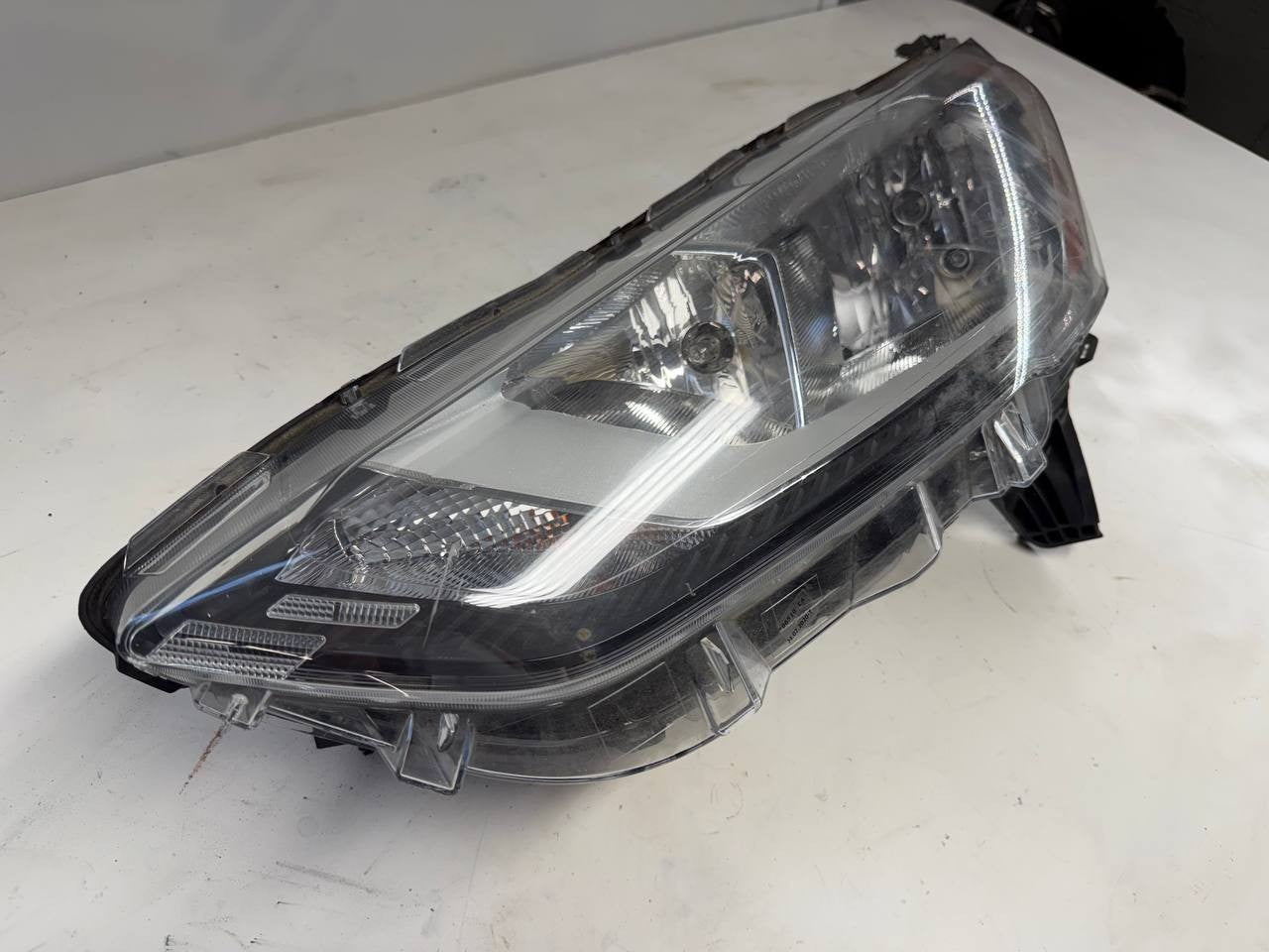 2021 Ford Transit Connect LH Headlight Headlamp KT1B-13W030-CE OEM Used