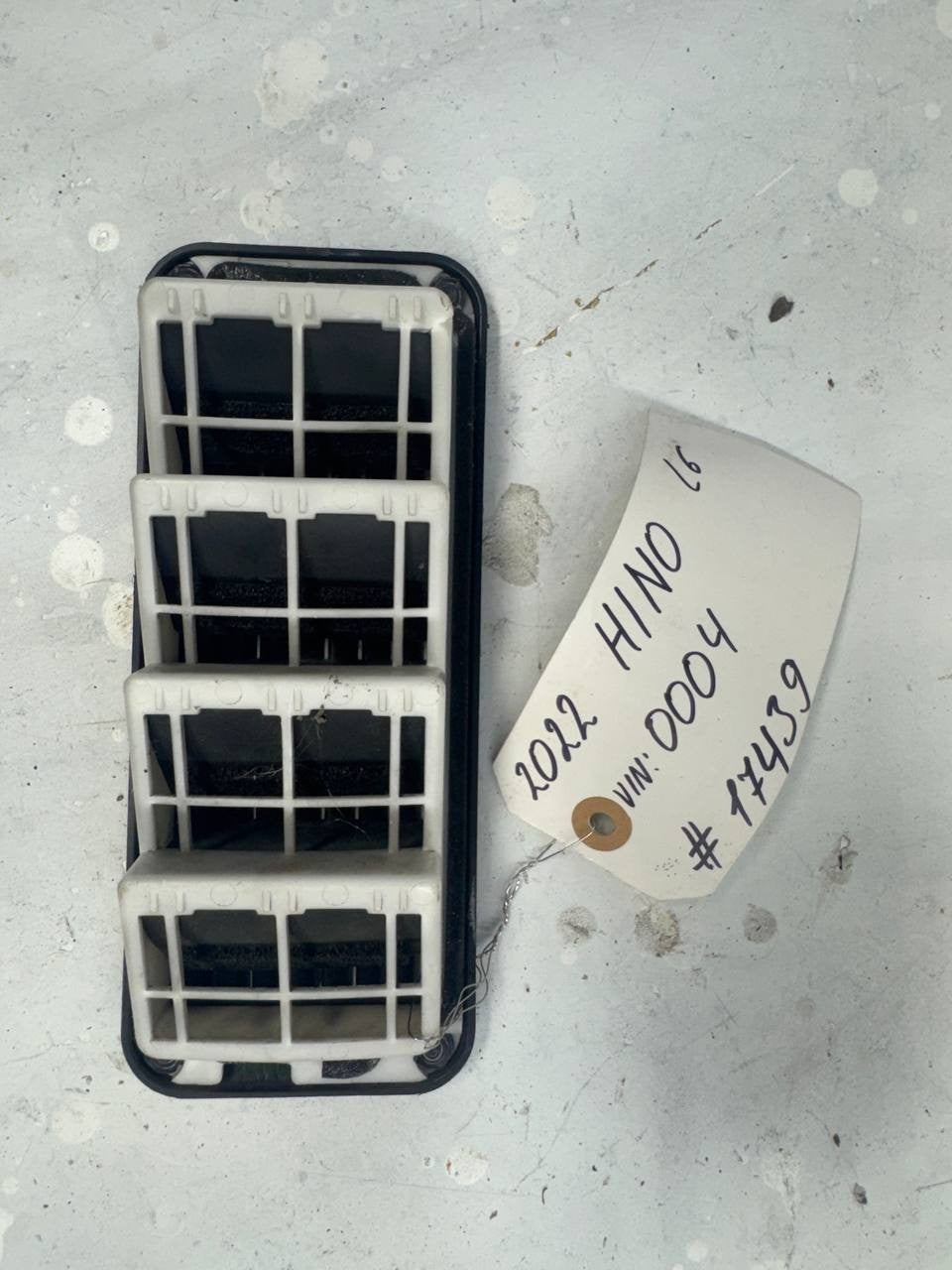 2022 Hino L6 Dashboard Air Vent Ventilation Grille OEM Used
