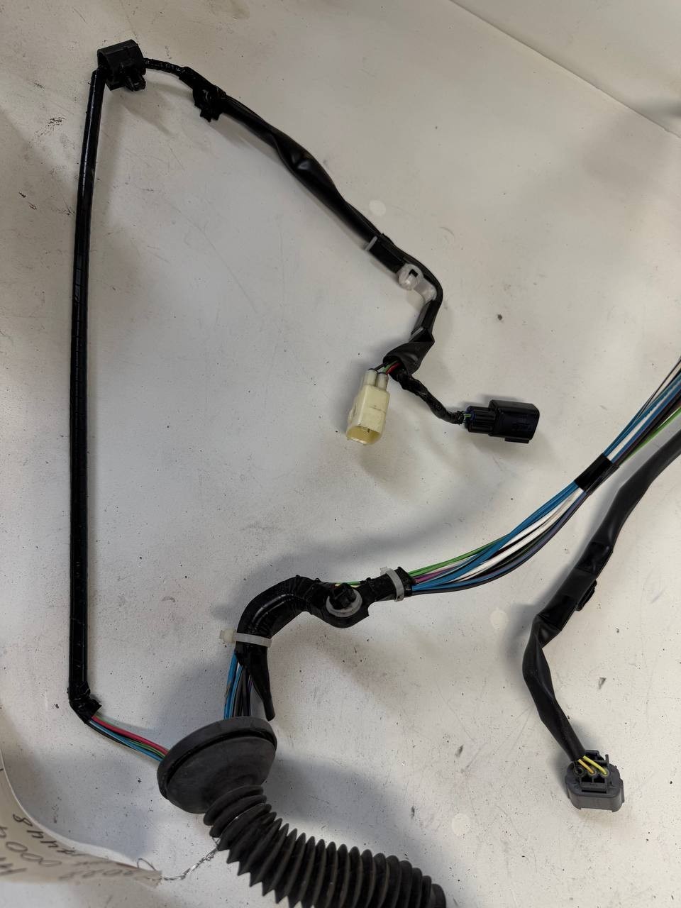 2022 Hino L6 Left Door Wiring Harness LH OEM Used