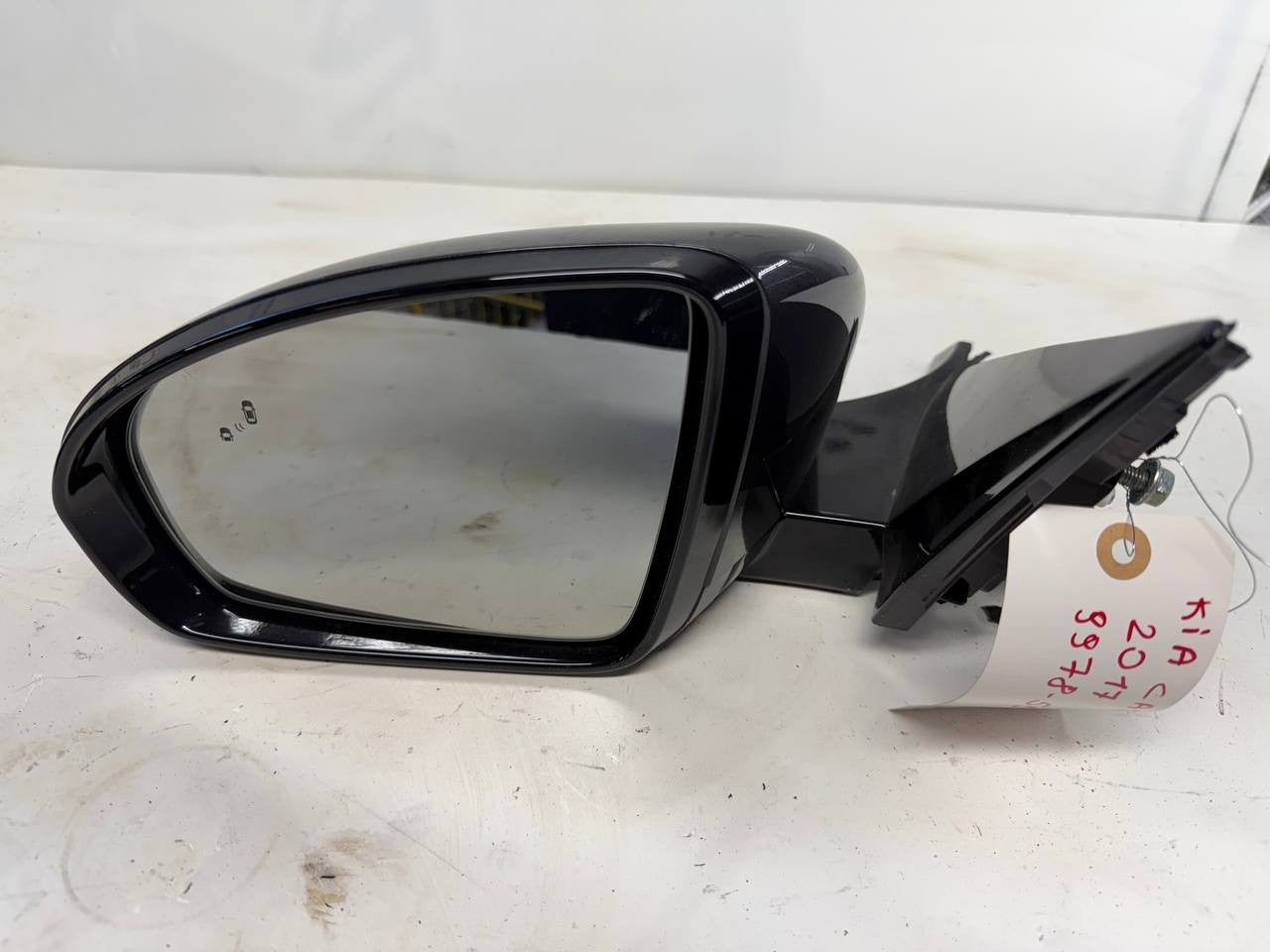 Kia Cadenza 2017 Left Side Door Mirror LH Power Heated OEM Used