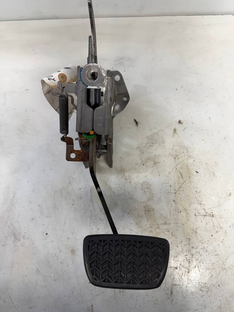 2019 Toyota Camry Brake Pedal Assembly OEM Used