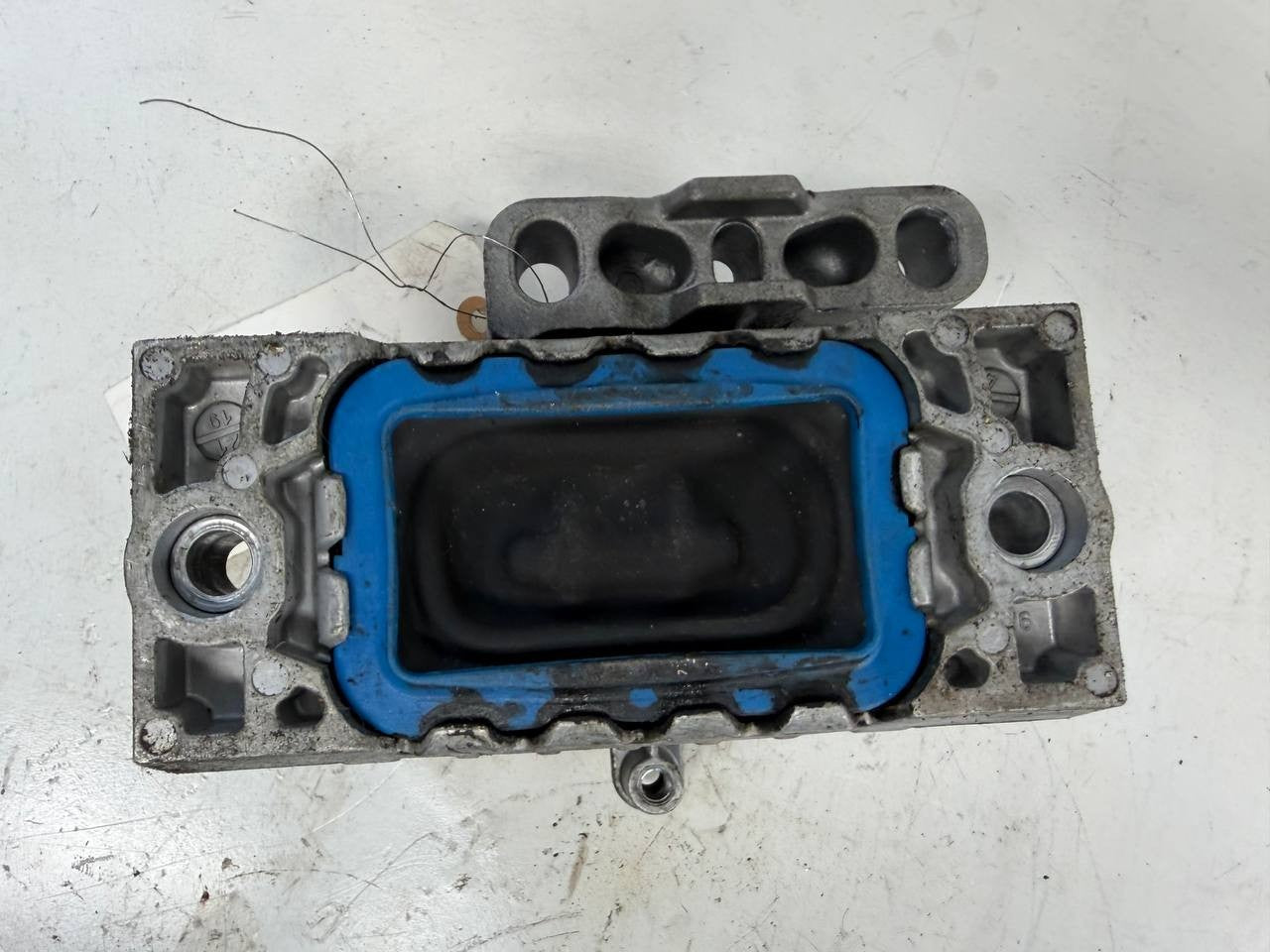 Volkswagen Passat 2020 Engine Motor Mount 1K0199262 OEM Used