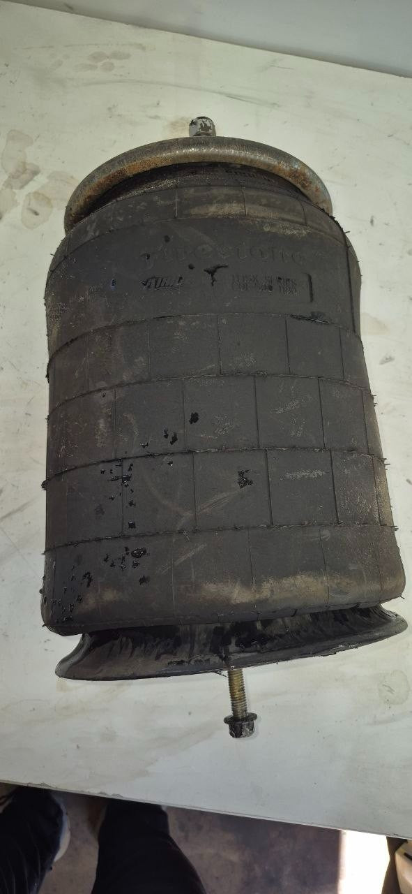 2514460C1 Genuine International Heavy Duty Air Spring OEM-Used