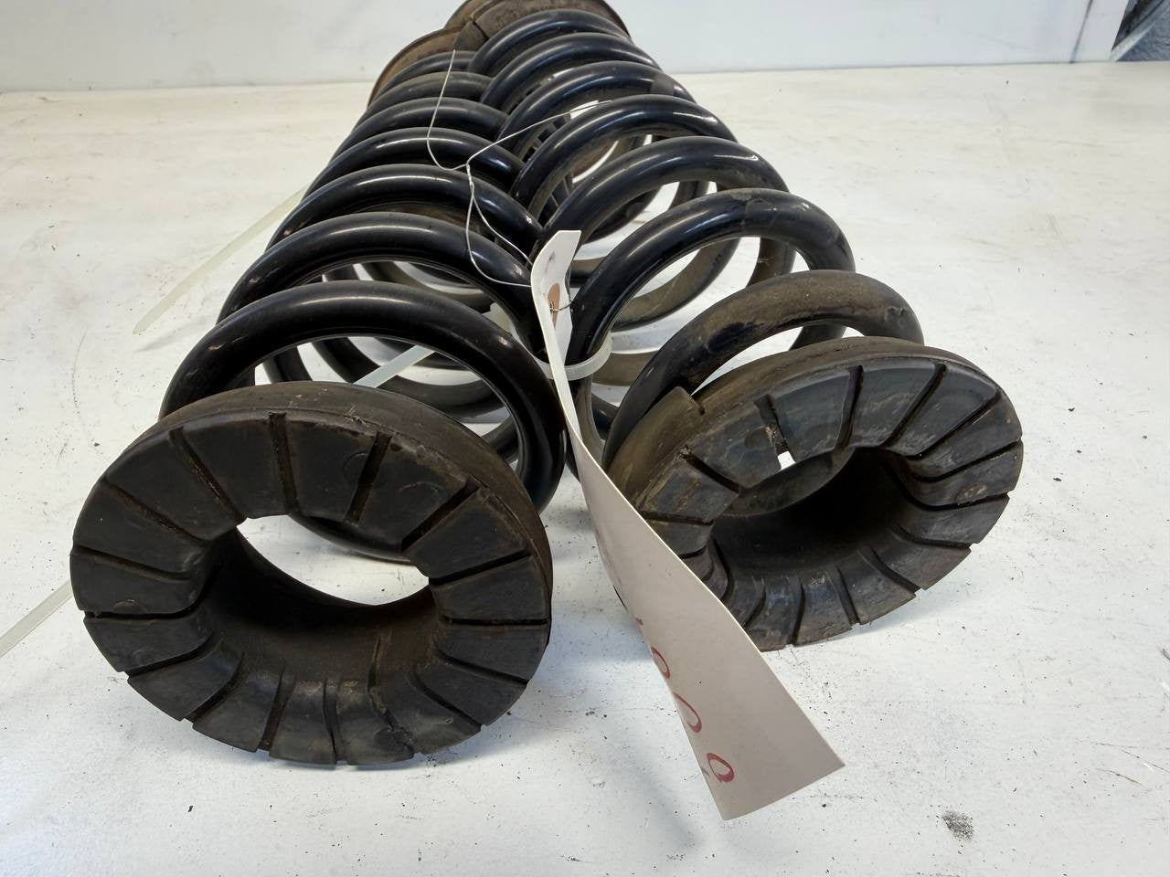 2016 Hyundai Tucson Suspension Coil Springs Pair OEM Used
