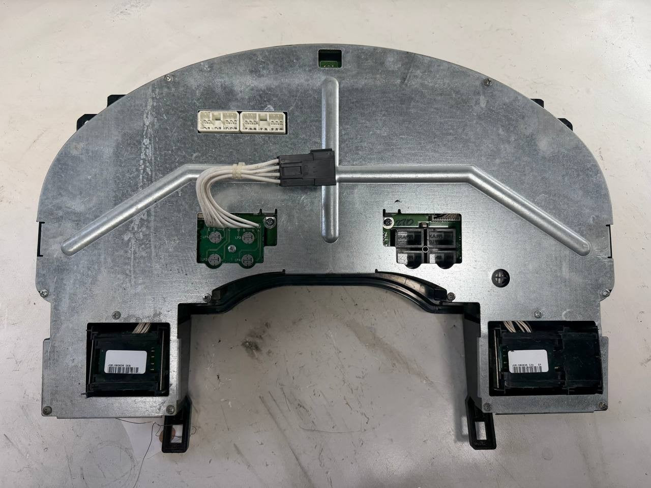International Instrument Cluster Dash Gauge Assembly 3868370C98 OEM Used