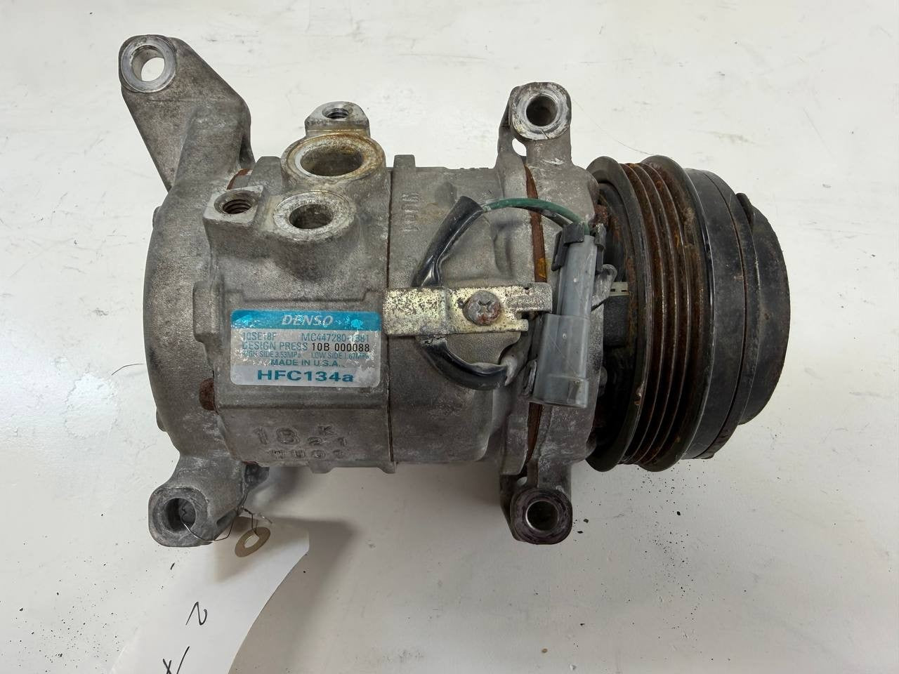 Denso A/C Compressor 10SE18F MC447280-1381 for Chevy Express 2500,Express 350