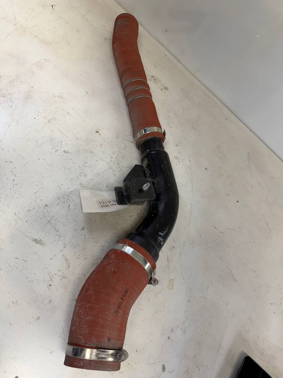 Isuzu NPR Turbo Intercooler Pipe Hose Charge Air Cooler Tube Assembly OEM Used