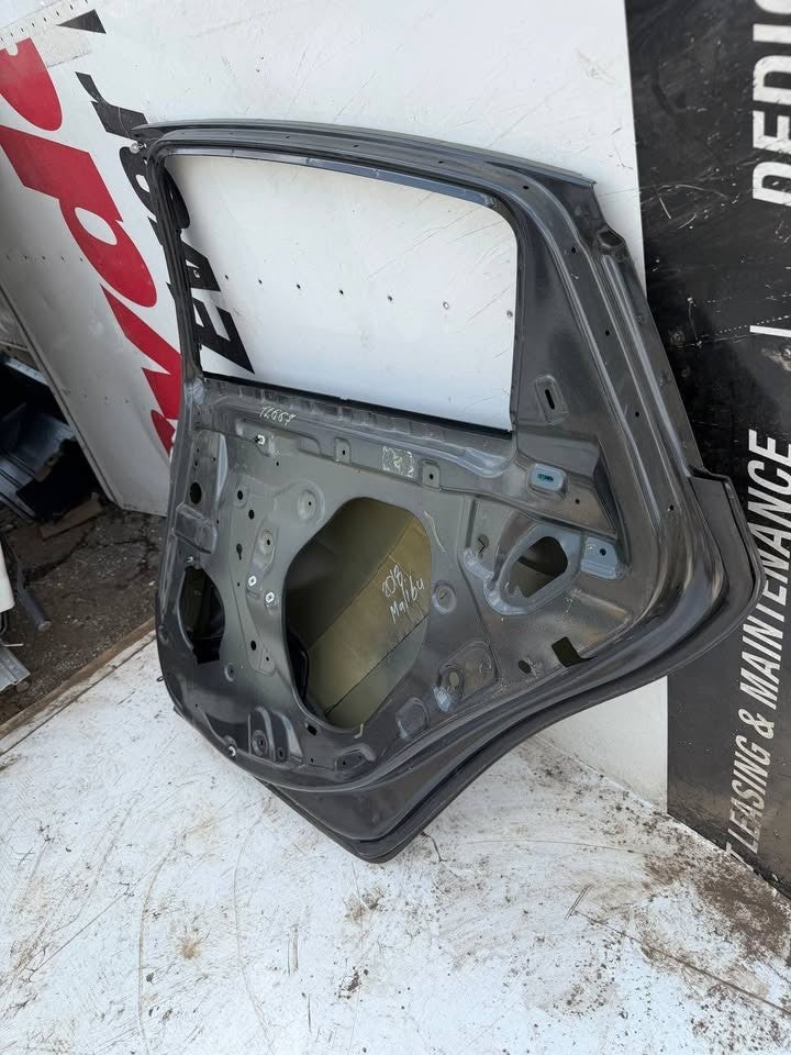 2016 - 2024 CHEVROLET MALIBU Grey RIGHT PASSENGER SIDE DOOR SHELL PANEL OEM