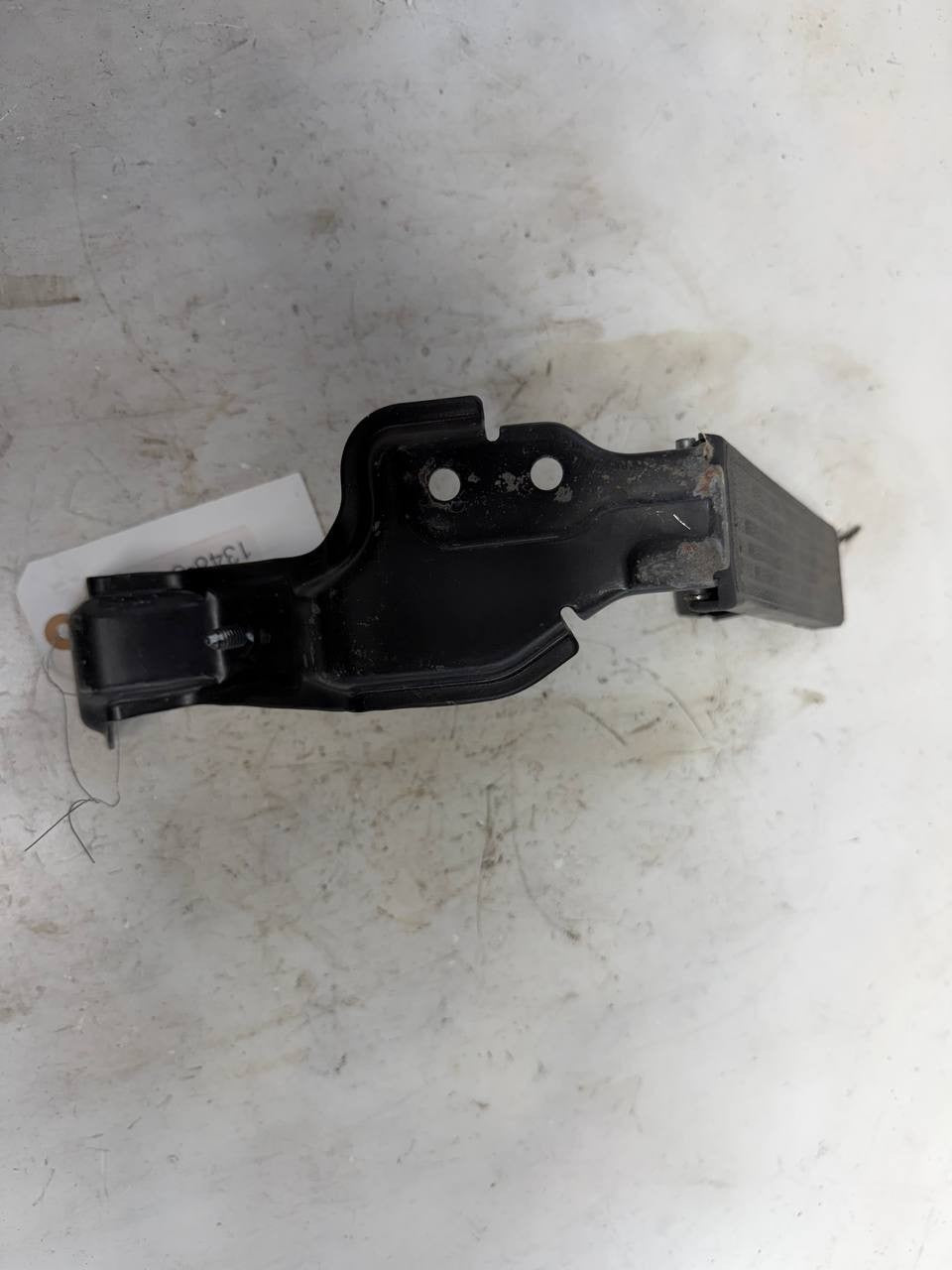 Isuzu NPR Accelerator Gas Pedal Assembly OEM Used