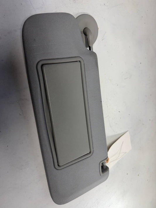 2018 Chevrolet Malibu Driver Left Sun Visor LH OEM Used