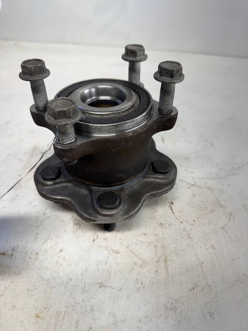 2017 Nissan Murano Rear Right Wheel Hub Bearing Assembly OEM Used