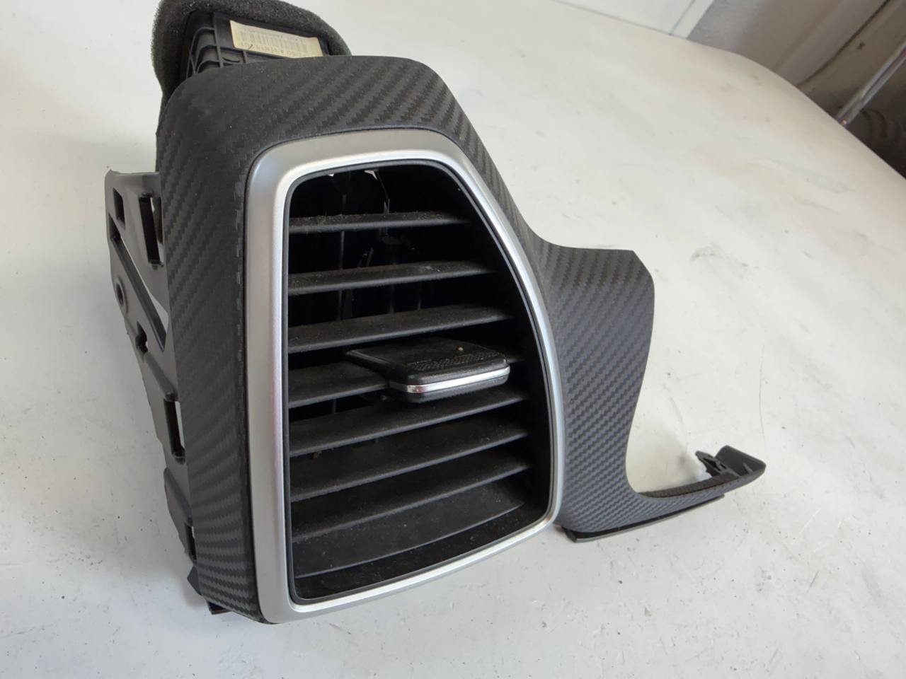 2020 Hyundai Tucson Left Dashboard Air Vent OEM Used