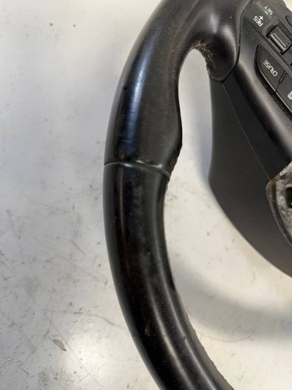 2015 Kia Sedona Steering Wheel Assembly 56100A9210WK OEM Used