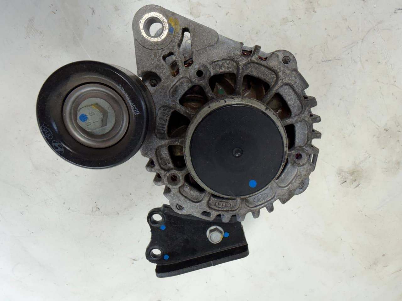 Kia Forte 2023 Alternator Generator 39100-3CYN2 OEM Used
