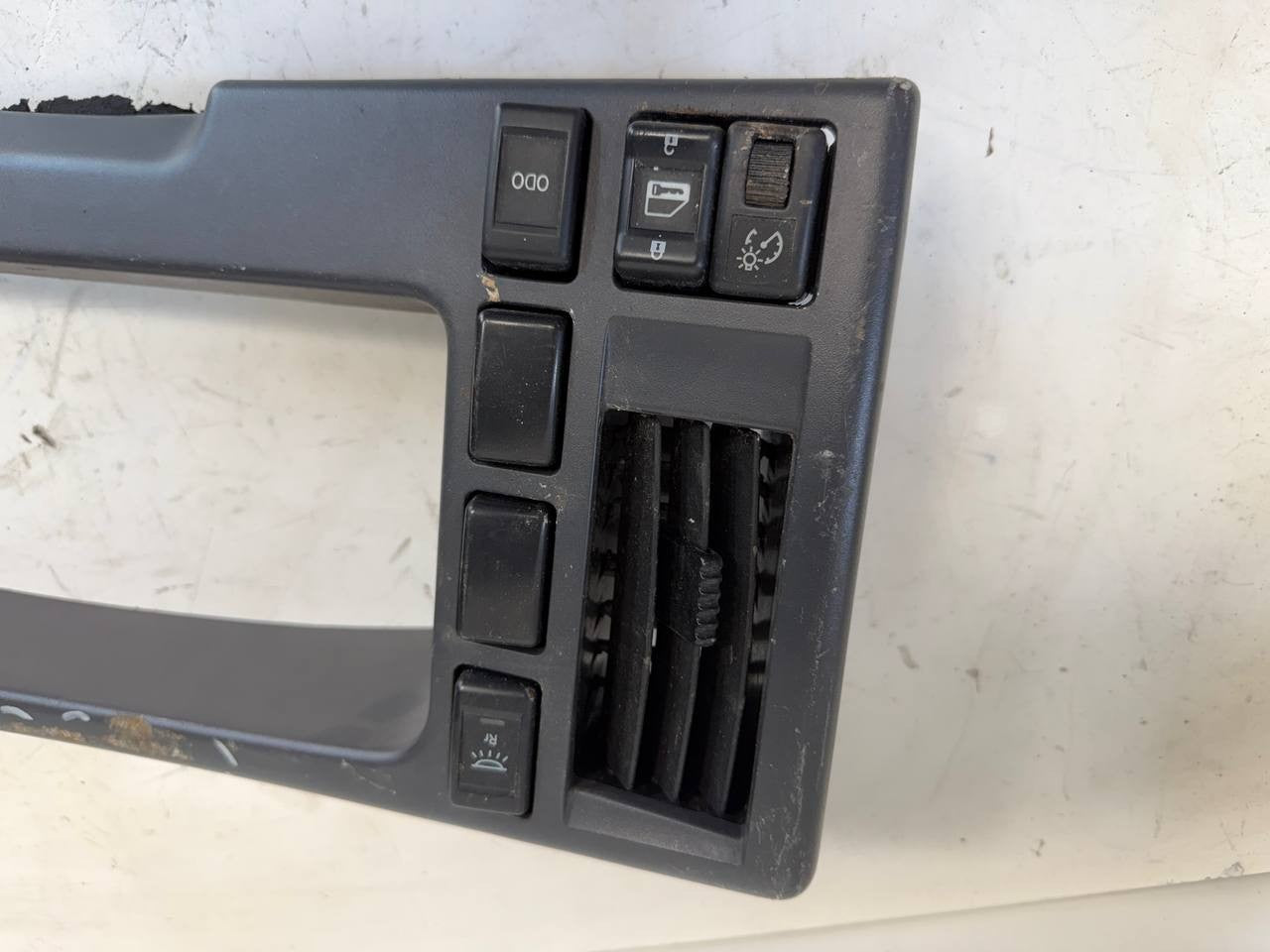 Isuzu NPR Dashboard Dash Panel Instrument Panel OEM Used