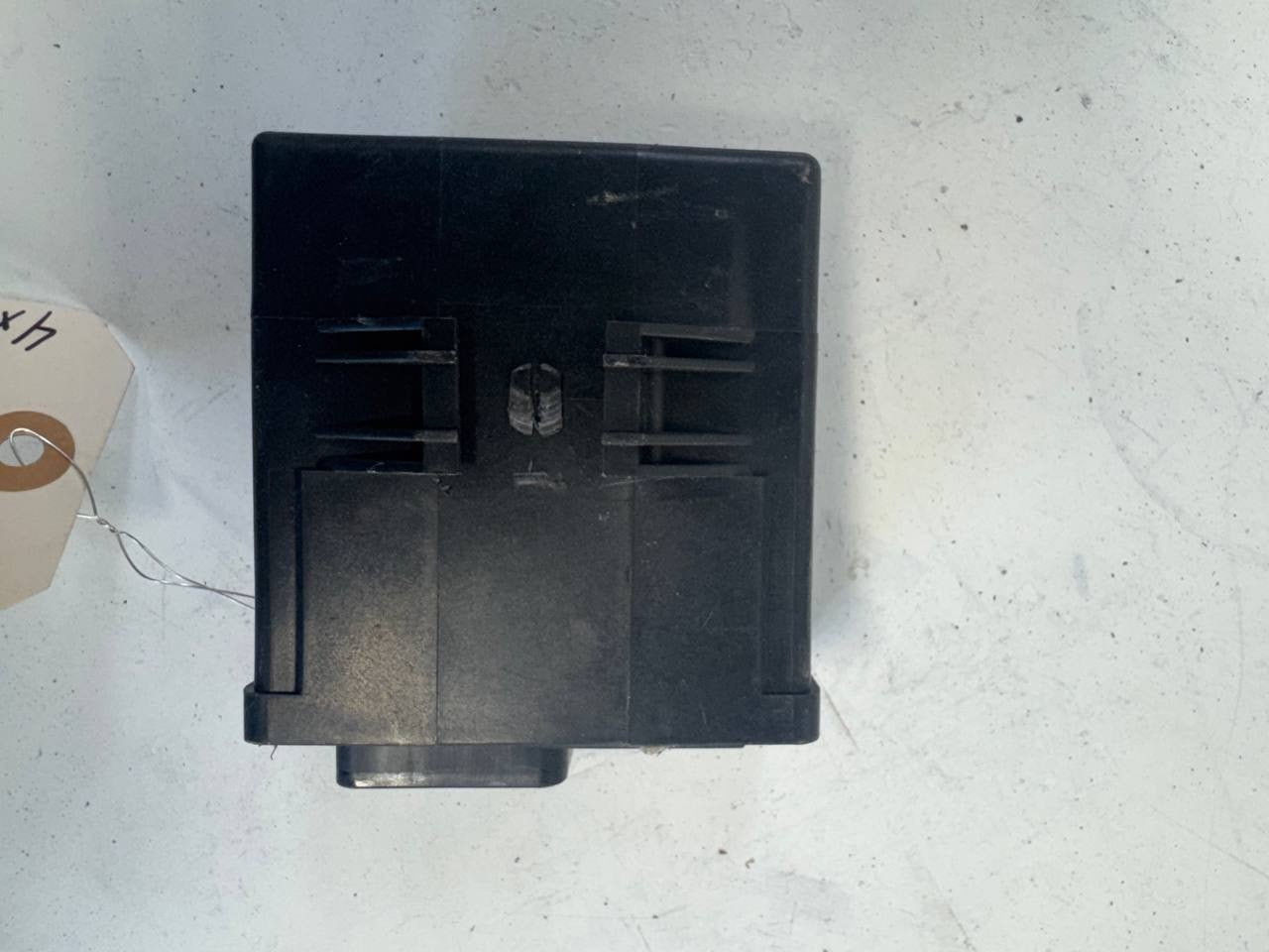 2022 Hino L6 Relay Control Module 85900-E0060 OEM Used