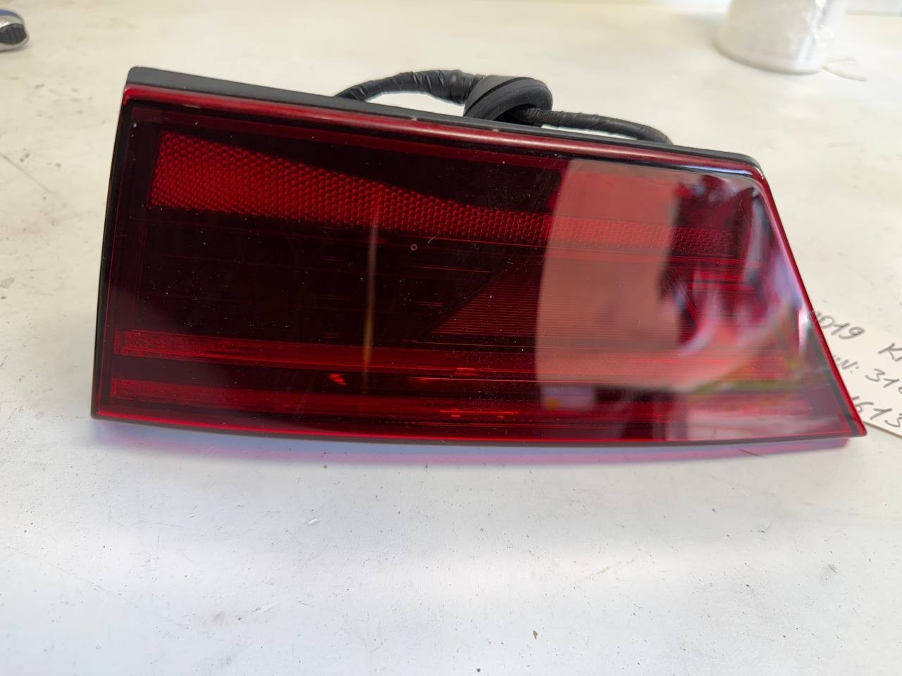 2019 Kia Forte Right Rear Tail Light Lamp 92404-M70 OEM Used