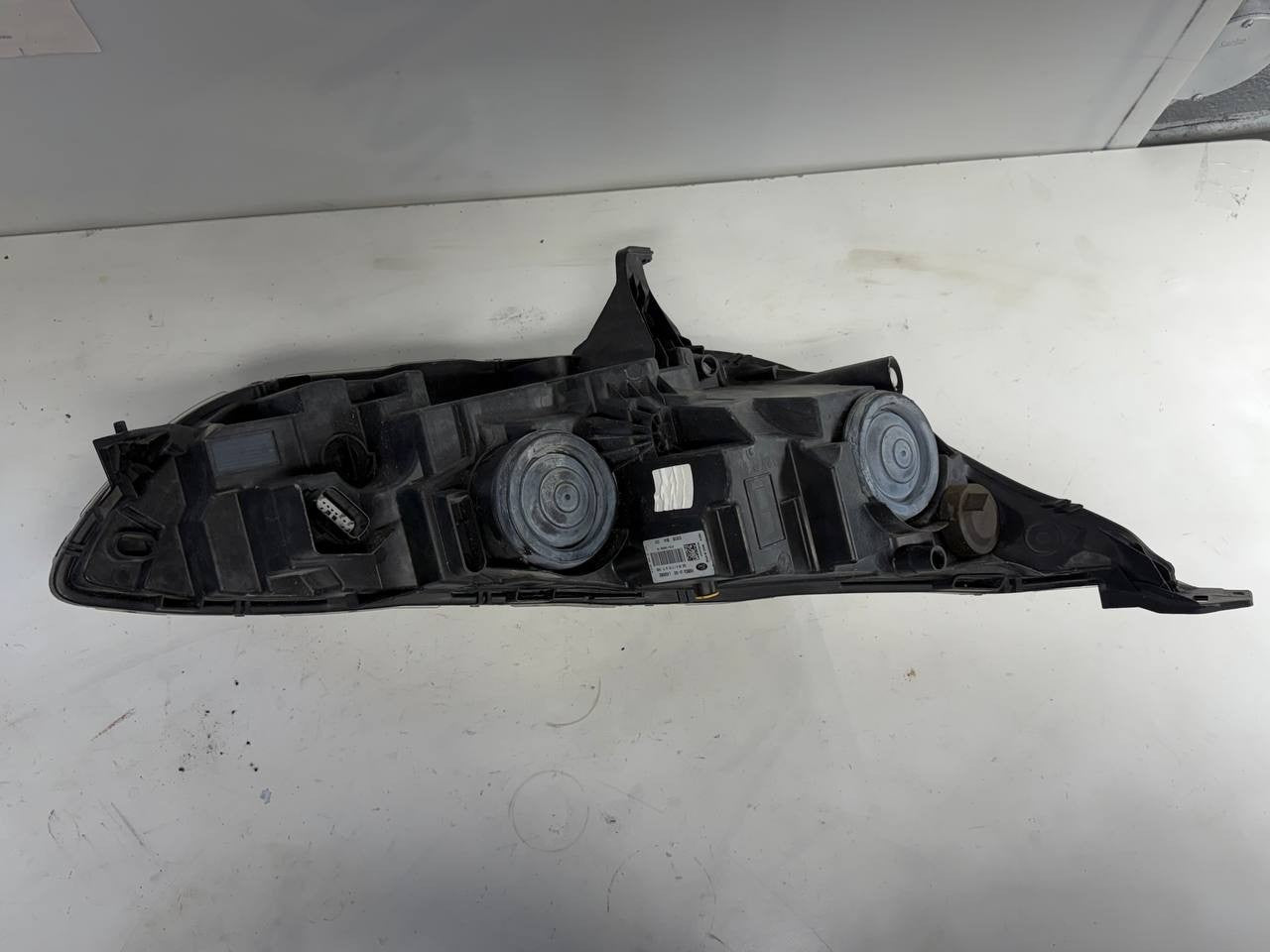 2021 Ford Transit Connect LH Headlight Headlamp KT1B-13W030-CE OEM Used