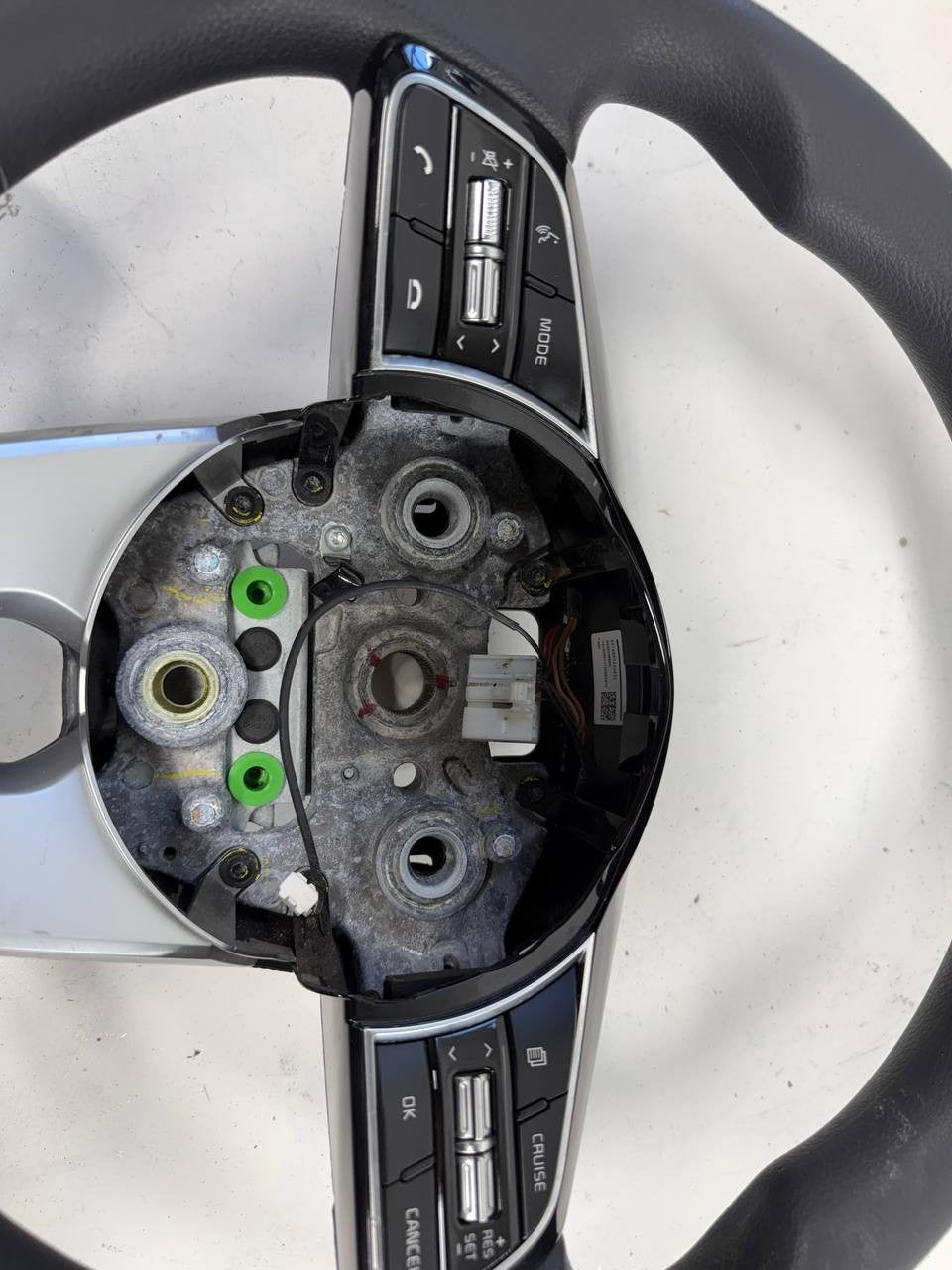 2020 Kia Forte Steering Wheel Assembly 56100M7260B2C OEM Used