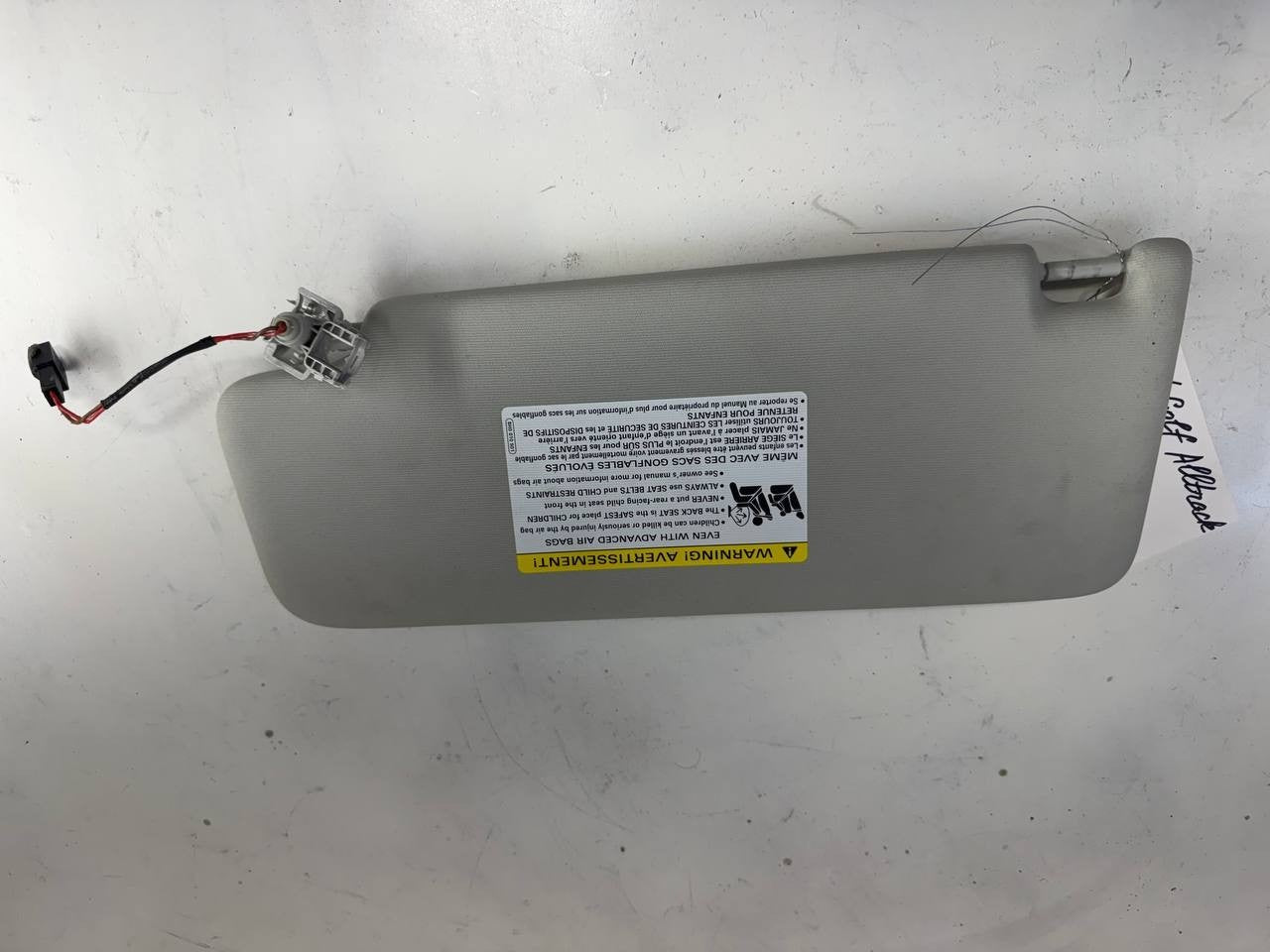 2020 Volkswagen Golf Alltrack Passenger Right Sun Visor RH OEM Used