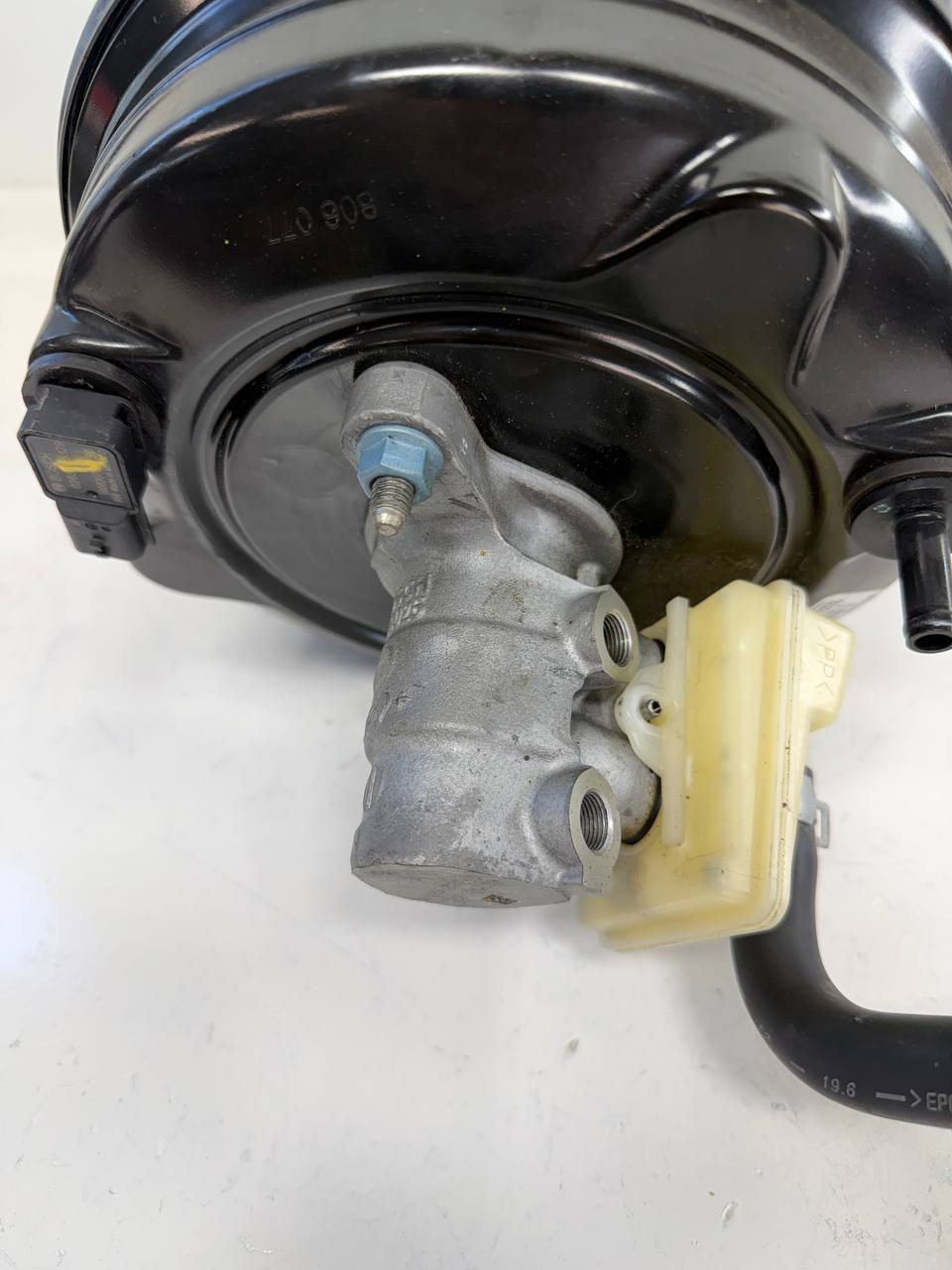 2017 Nissan Murano Brake Booster Vacuum Servo OEM Used