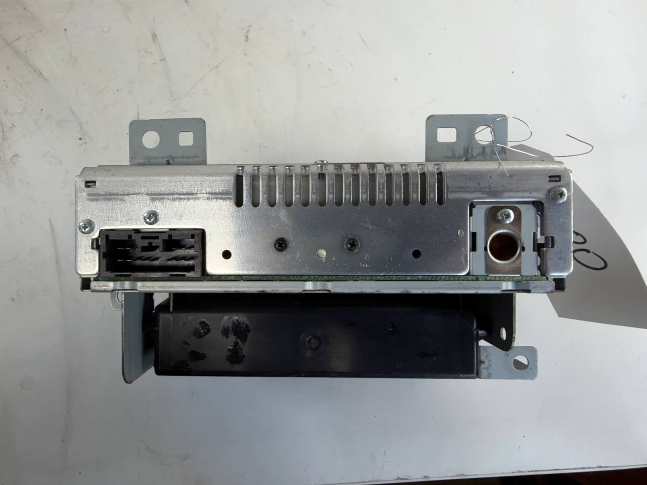 2011 Hino Audio Radio Stereo Receiver Head Unit 86120-37440 OEM Used