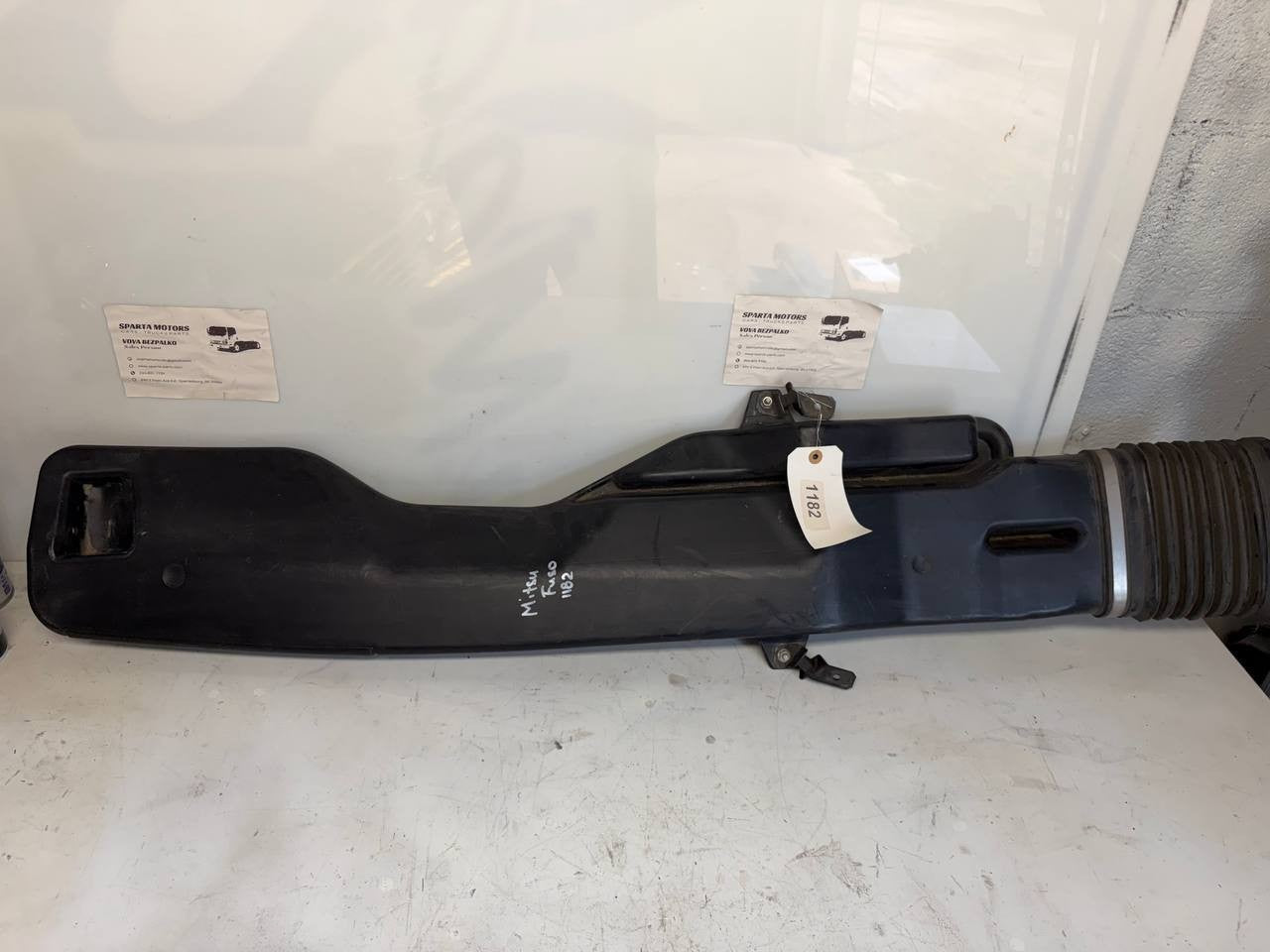 Mitsubishi Fuso Air Intake Pipe Air Cleaner Intake Duct OEM Used