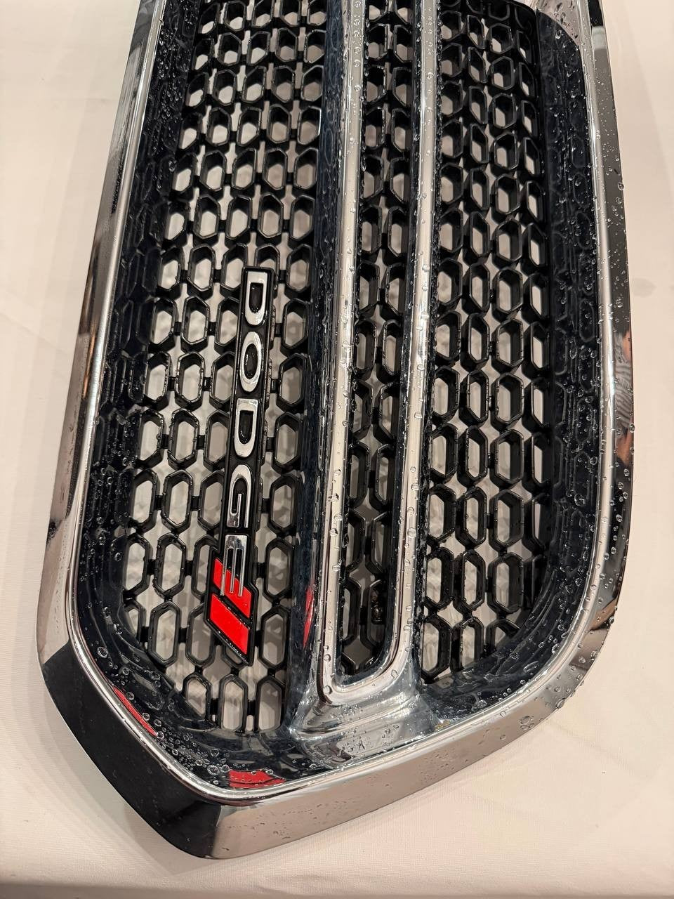 Dodge Durango 2013-2018 Front Grille Grill Assembly OEM Used