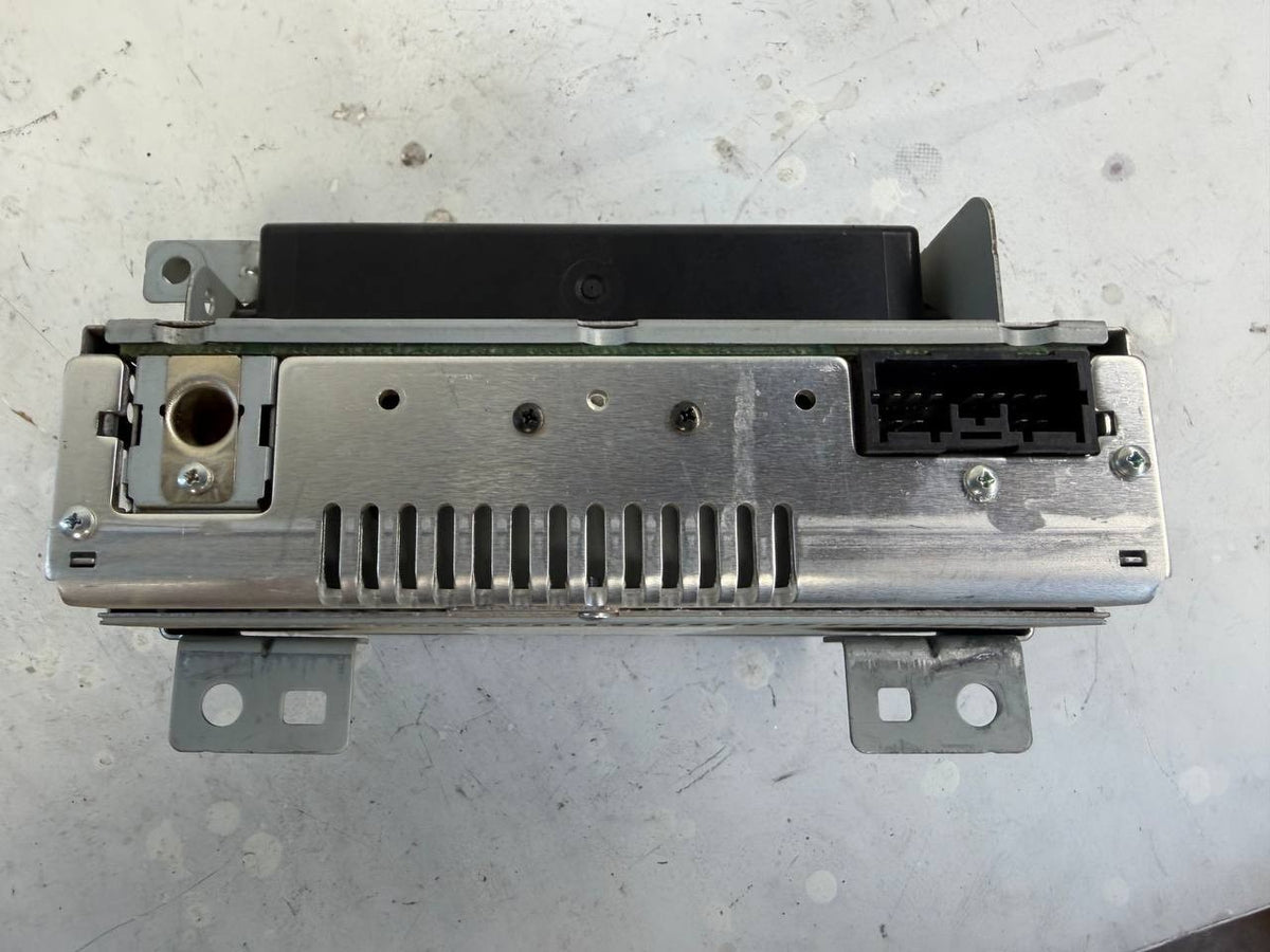 2011-2020 Hino OEM AM/FM Radio Receiver Assembly 86120-37440 OEM