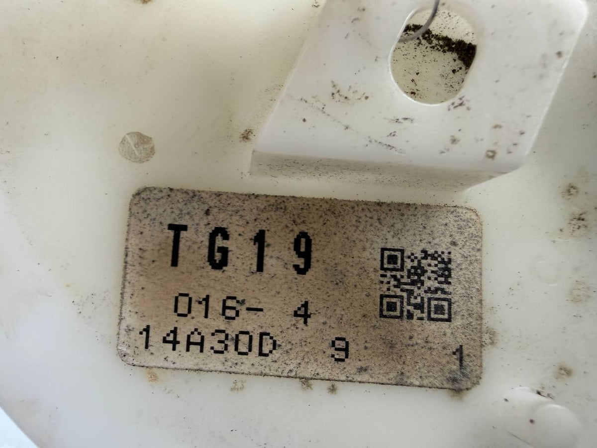 2012 Mazda CX-9 Fuel Pump 101962-6130 OEM