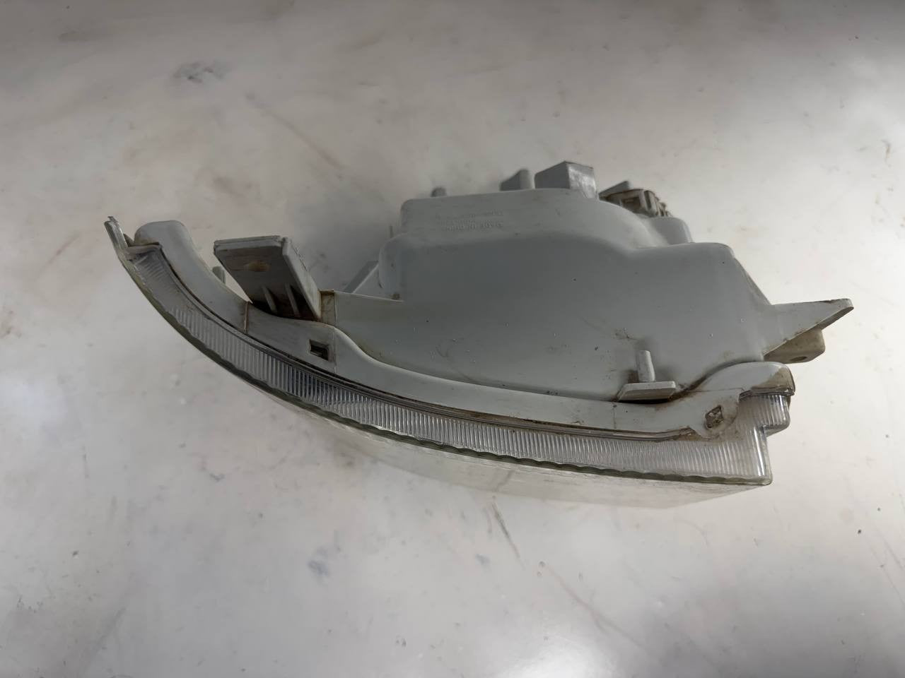 Isuzu NPR 2018 Left Side Headlight Headlamp RH w/ Leveling Motor OEM Used