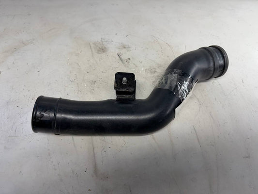 2022 Isuzu NPR Turbo Intercooler Charge Pipe Hose 220919 OEM Used