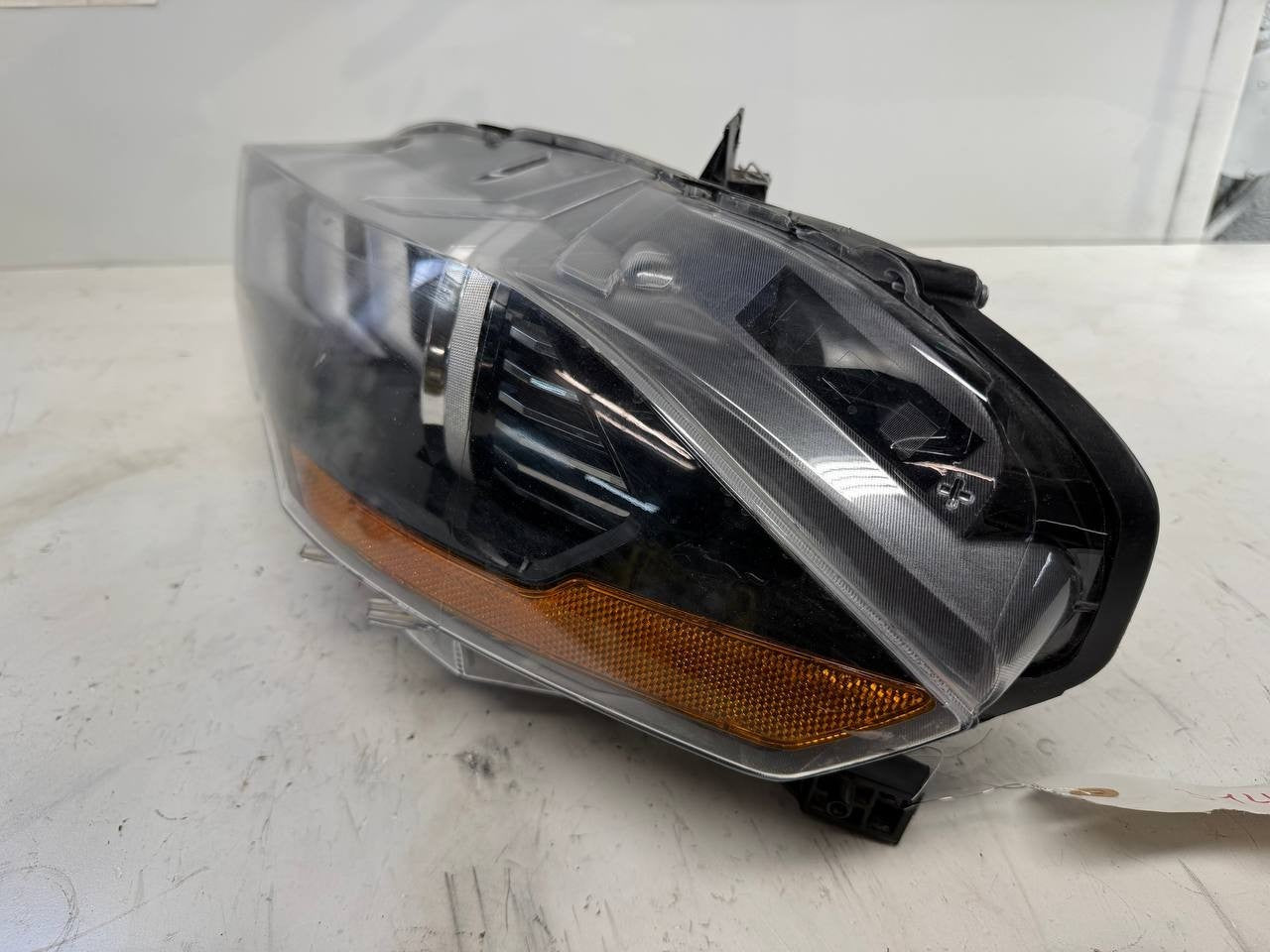2018 - 2023 Ford Mustang Left Driver Side LED Fog Light LHS550MCASAE OEM Used