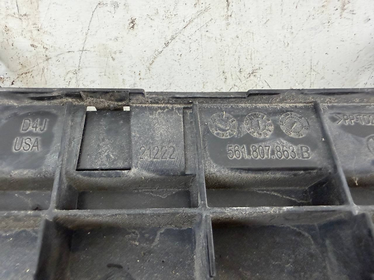 2020 VW Passat Rear Bumper Center Support 561-807-863-B OEM Used