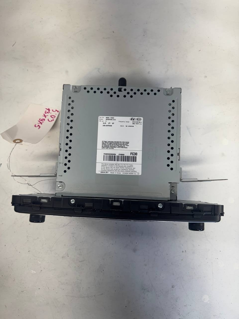 2017 Kia Cadenza Radio Audio Module D3965-51050 OEM Used