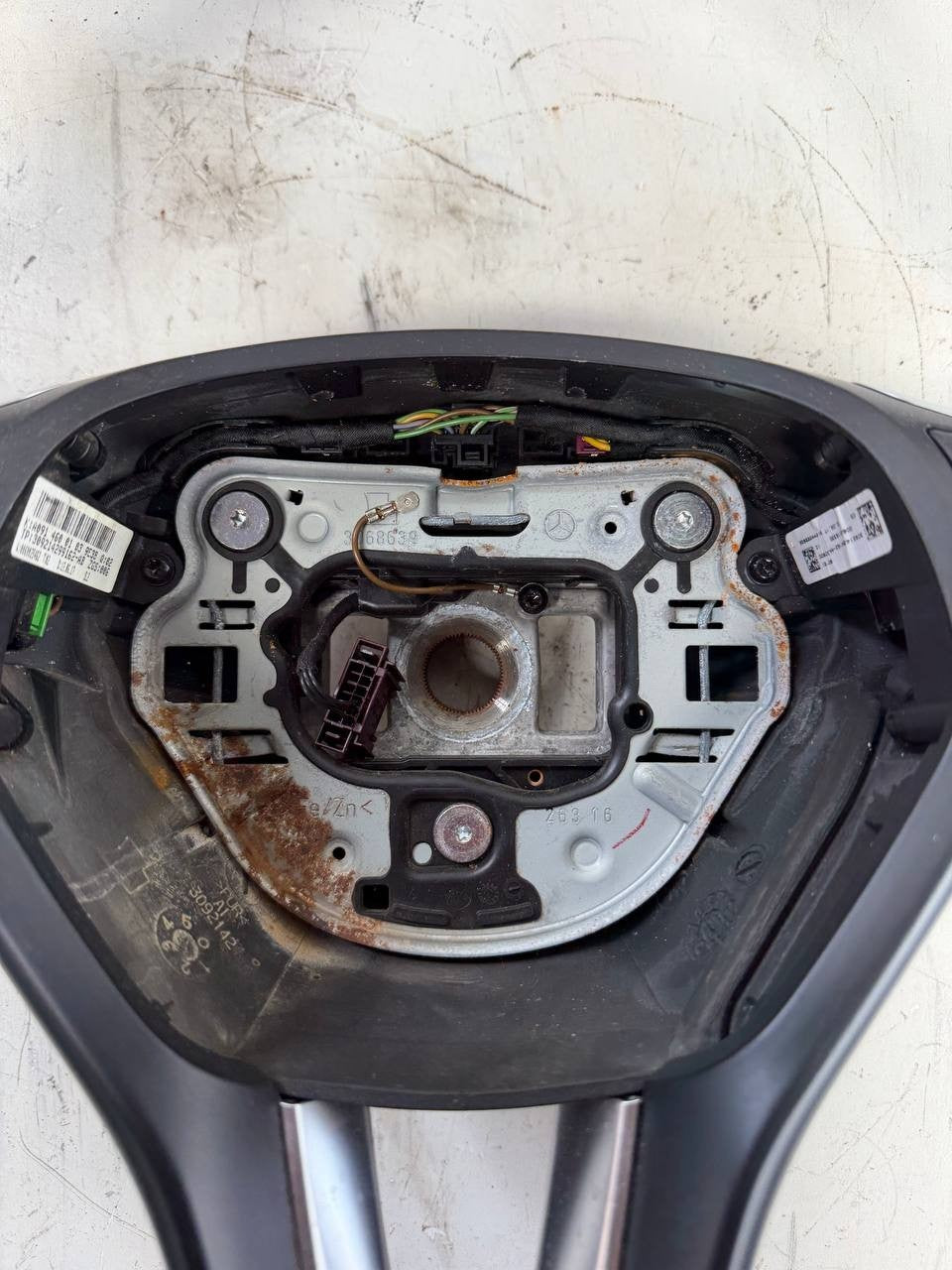 Infiniti QX30 2018 Steering Wheel Assembly A0914600103 OEM Used