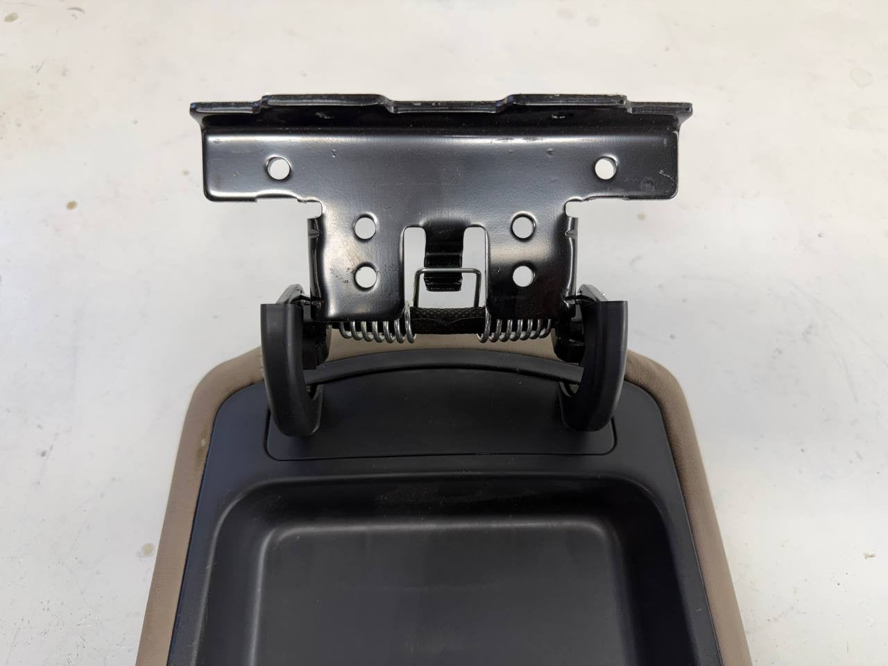 Kia / Hyundai Center Console Armrest Lid 561863239AQWQB OEM Used
