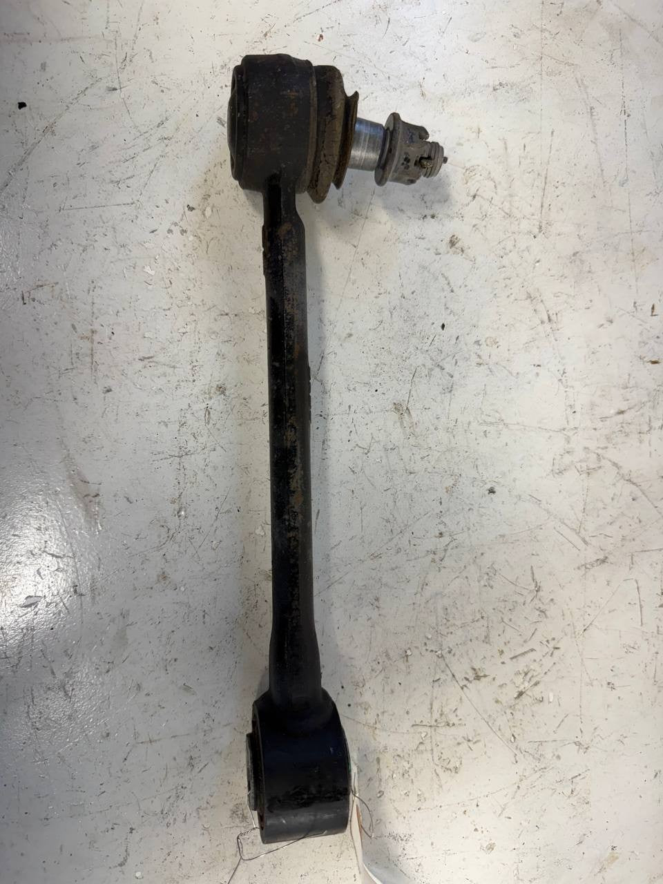 2015 Kia Sedona Control Arm OEM Used